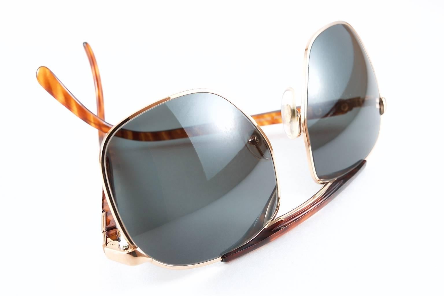 1980s Vintage Christian Dior Sunglasses For Sale 1