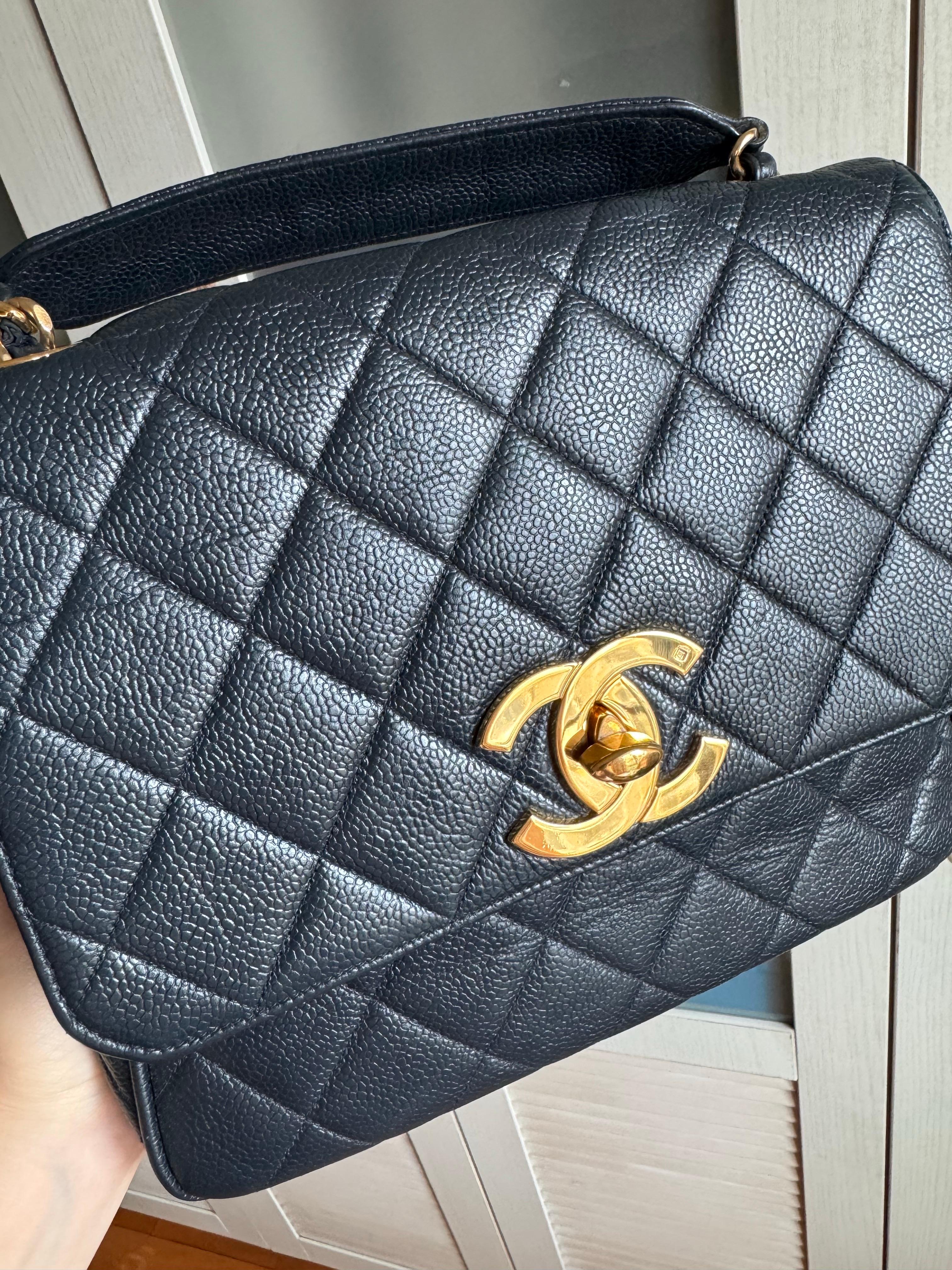 Chanel Classic Flap Vintage Caviar Leather 24k Plaqué CC, 1994-96 en vente 7