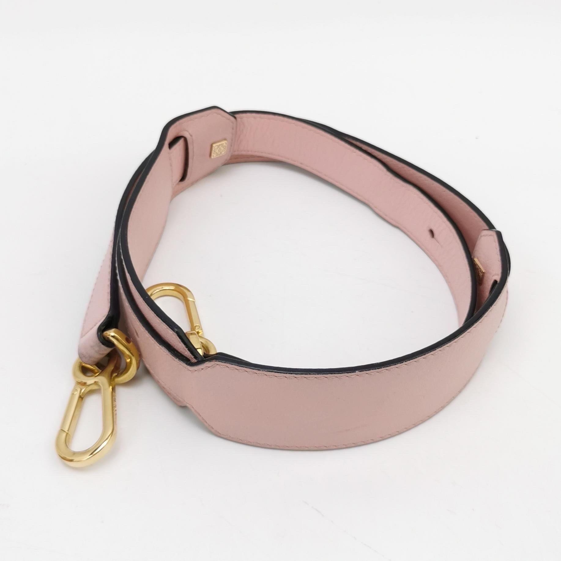 Loewe Puzzle Medium Multicolor Rosa Kalbsleder Tasche im Angebot 4