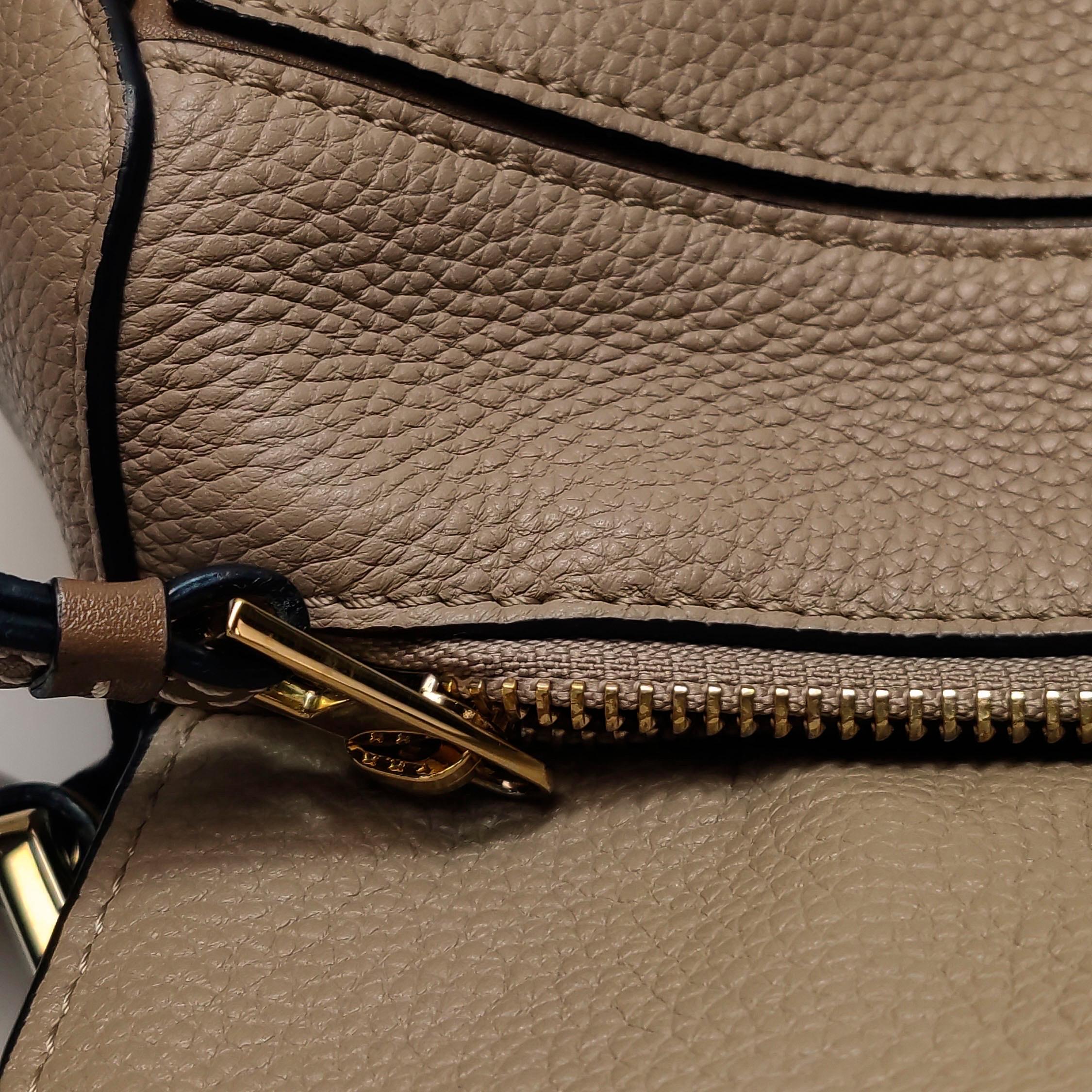 Loewe Puzzle Small Sand Beige Brown Strap Crossbody Bag en vente 9