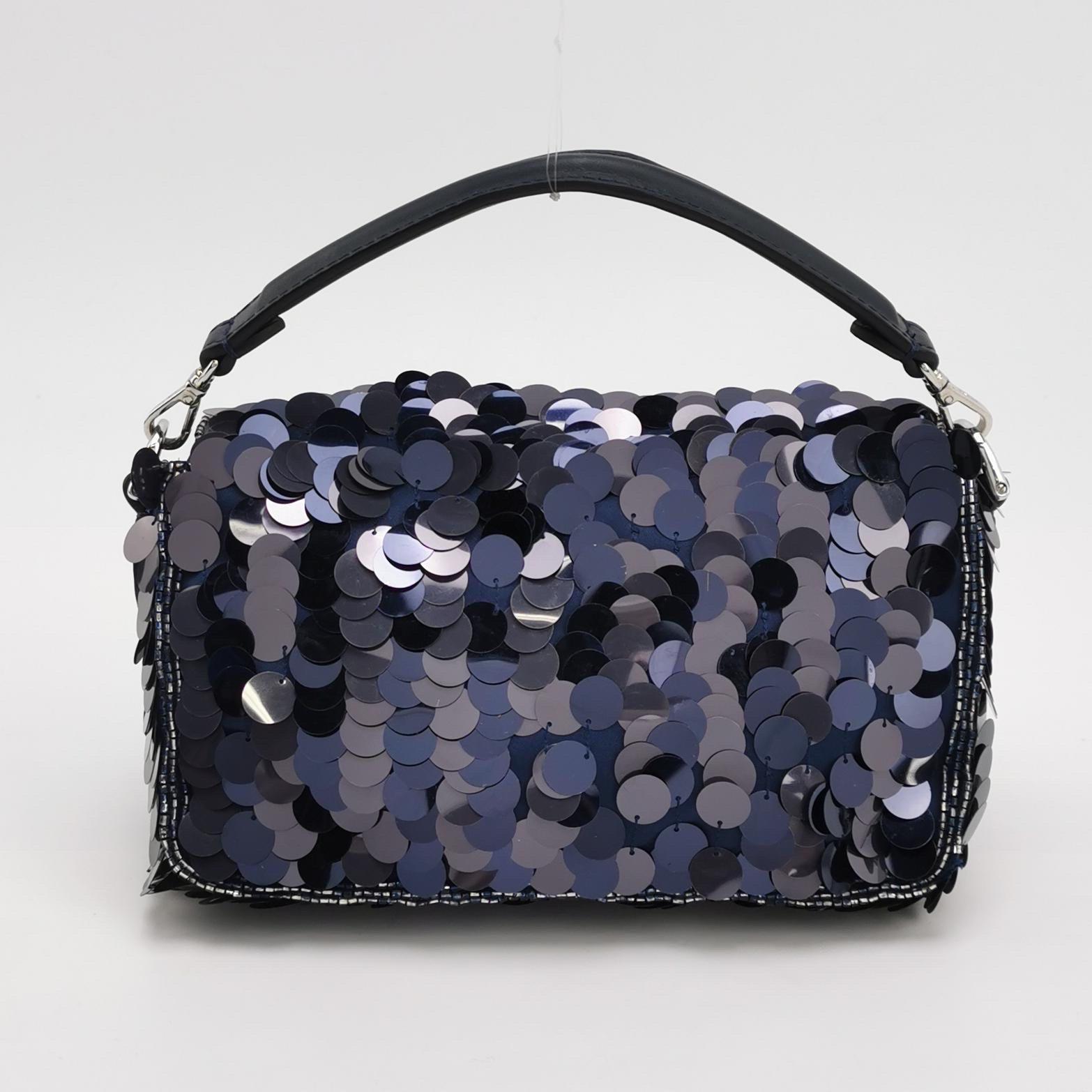 Fendi Baguette Mini Navy Sequins Chain Strap Crossbody Bag Pour femmes en vente
