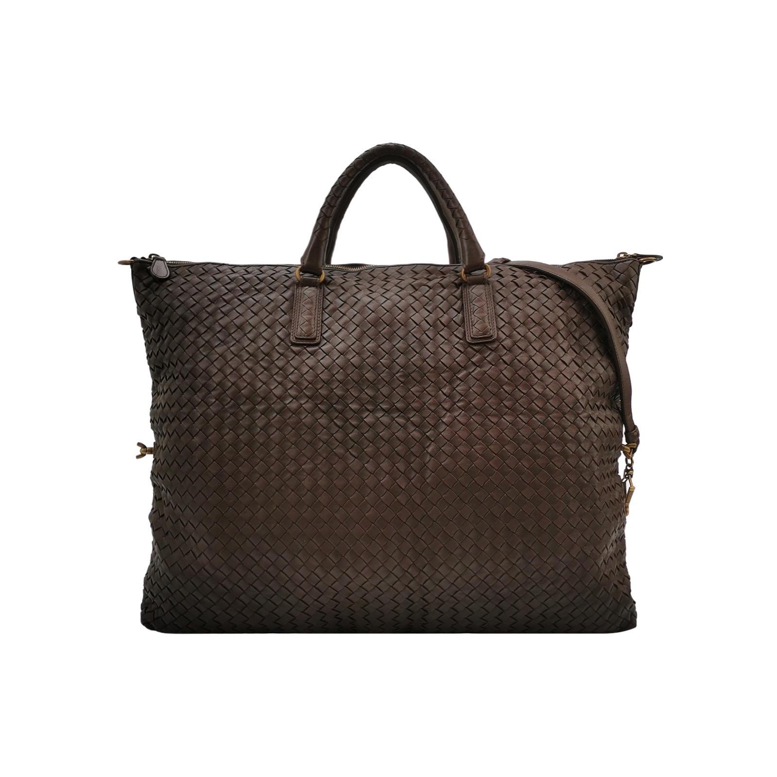 Bottega Veneta Maxi Convertible Tote Piel Marrón Chocolate Oscuro Herrajes Dorados