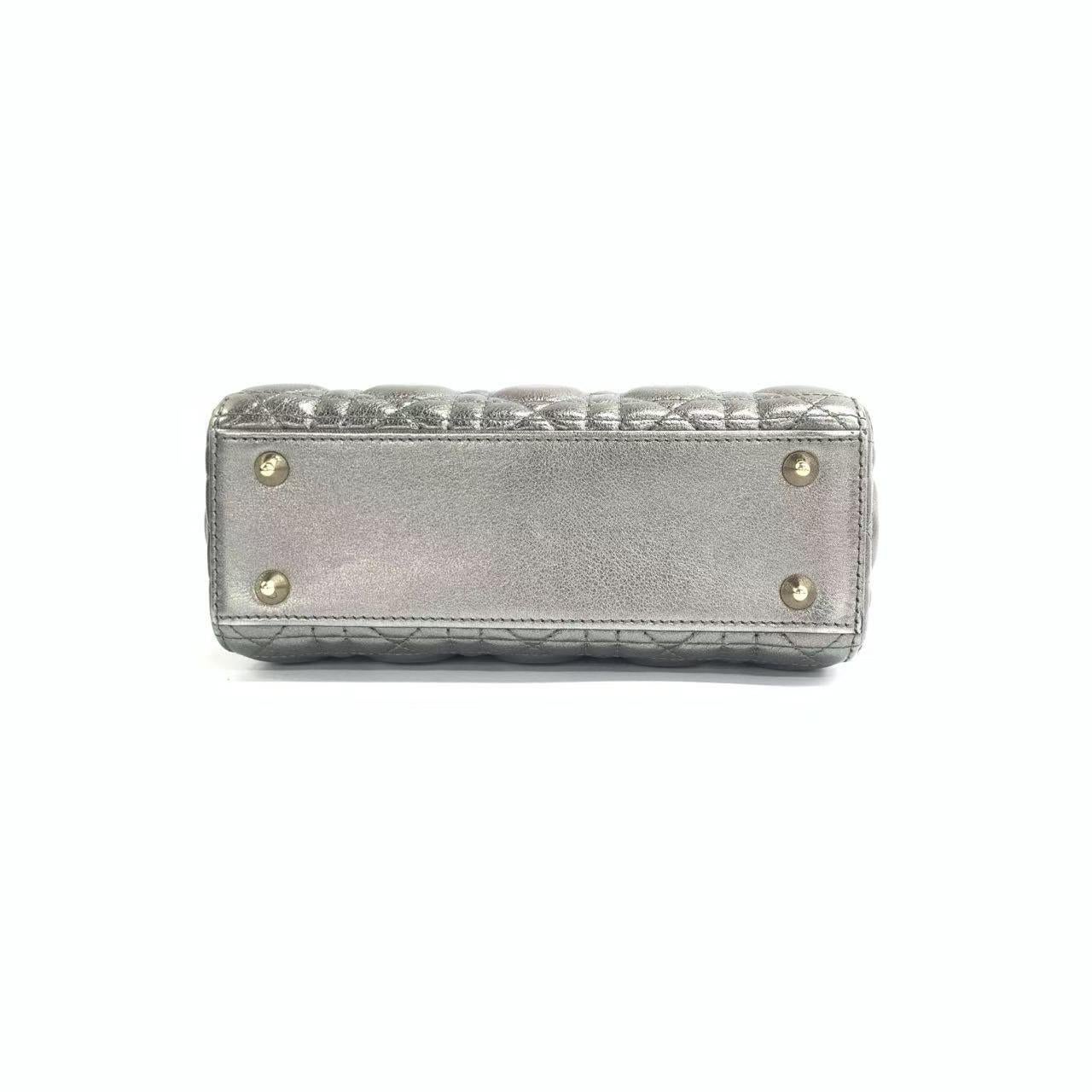 Lady Dior Small ABCdior Metallic Grey Cannage Lambskin Handbag with Strap 2019 en vente 1