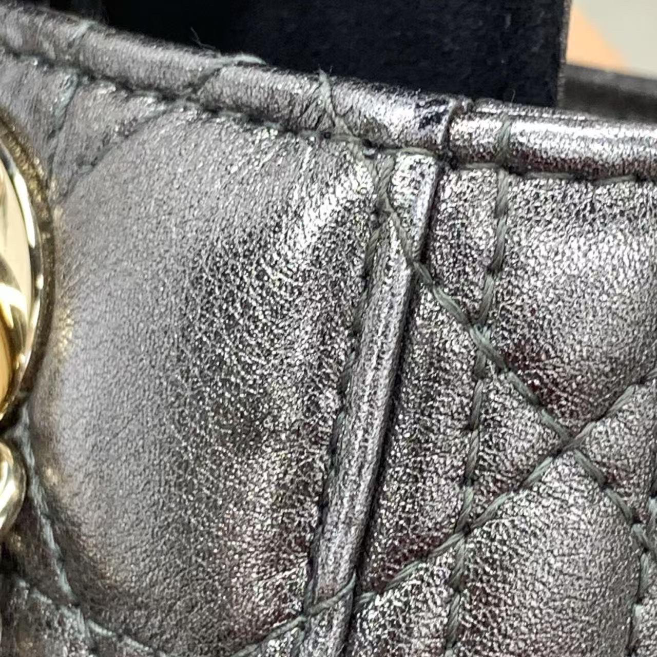 Lady Dior Small ABCdior Metallic Grey Cannage Lambskin Handbag with Strap 2019 en vente 6
