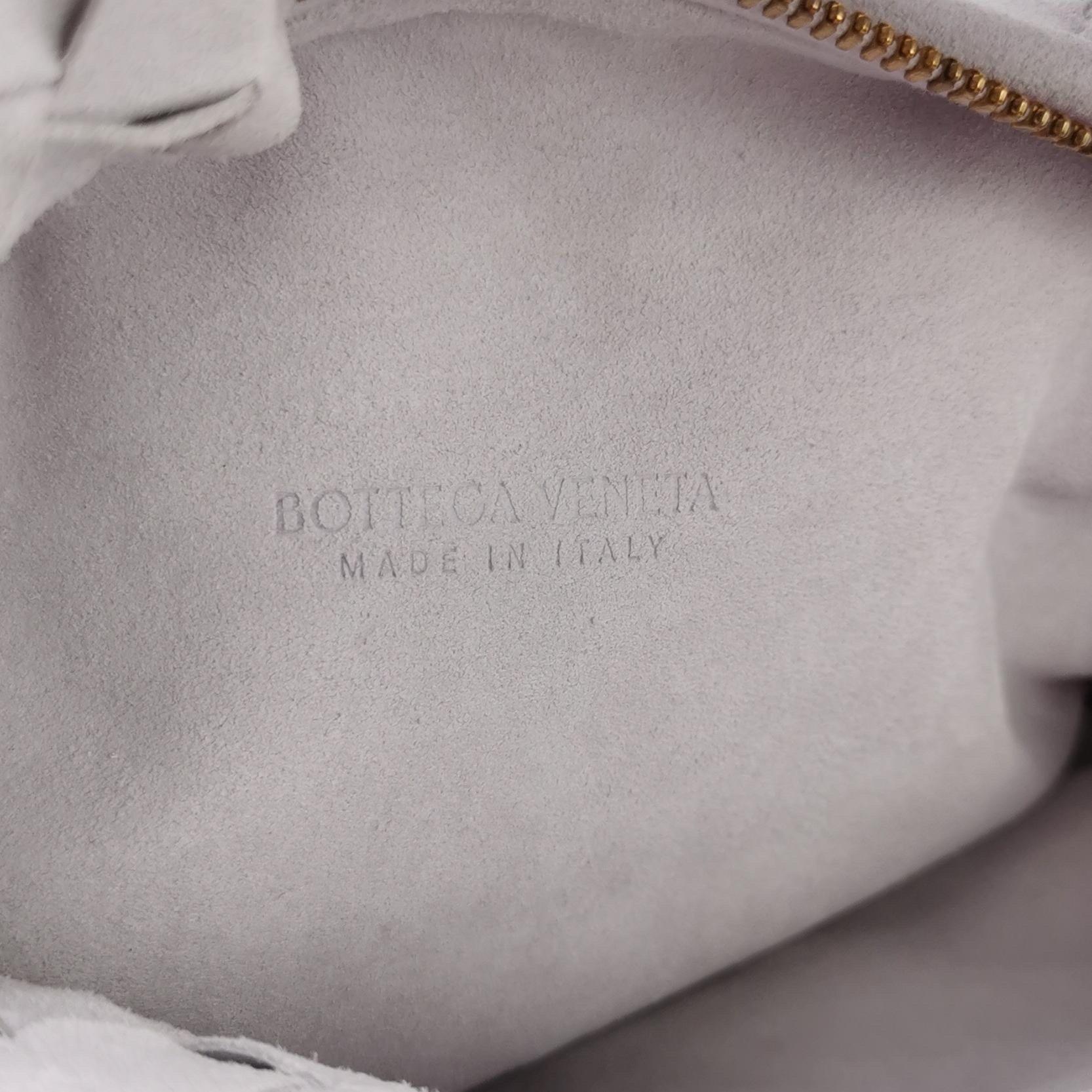 Bottega Veneta Teen Jodie Daim Lavé Violet en vente 3