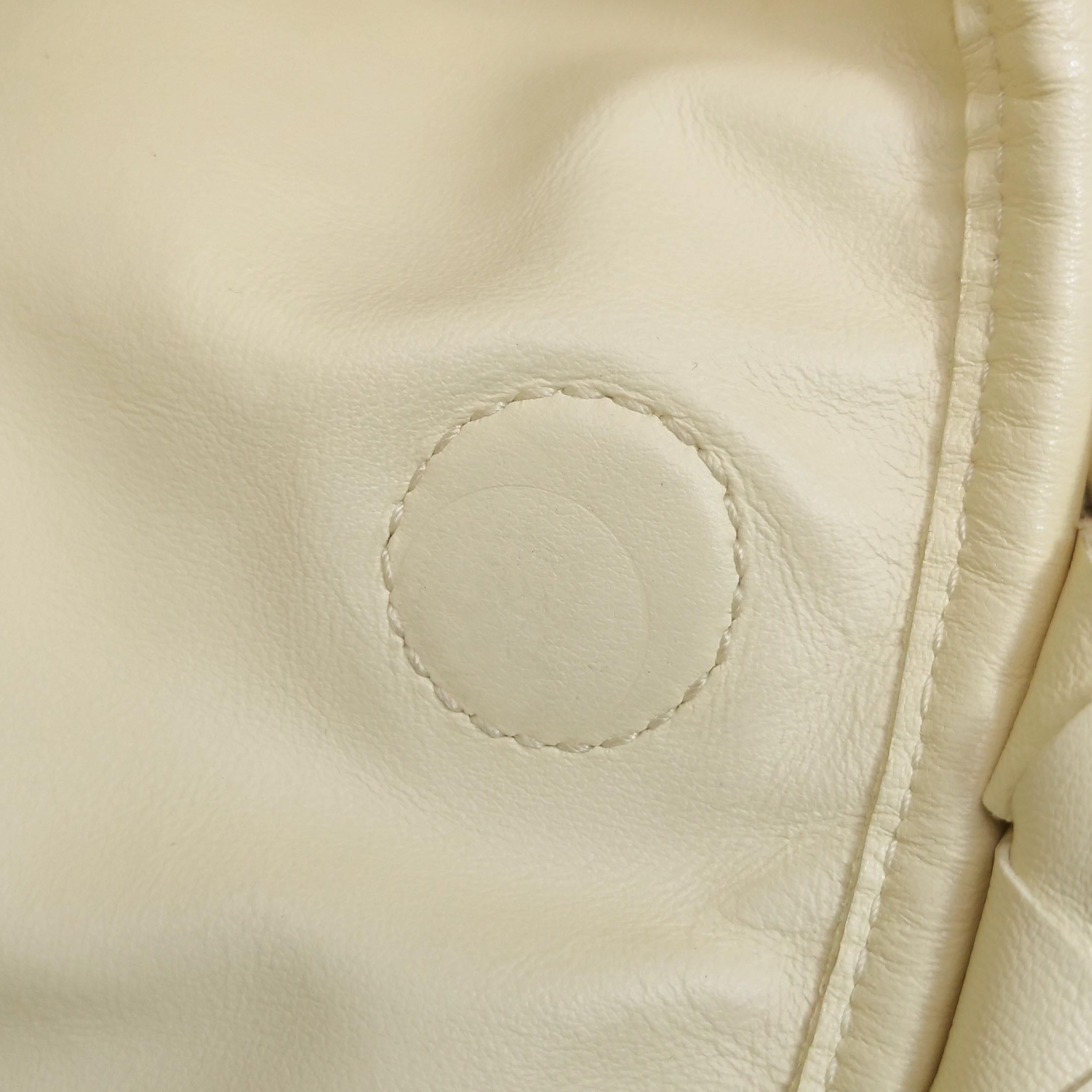 Bottega Veneta Hop Large Borsa Hobo in pelle giallo crema chiaro in vendita 6