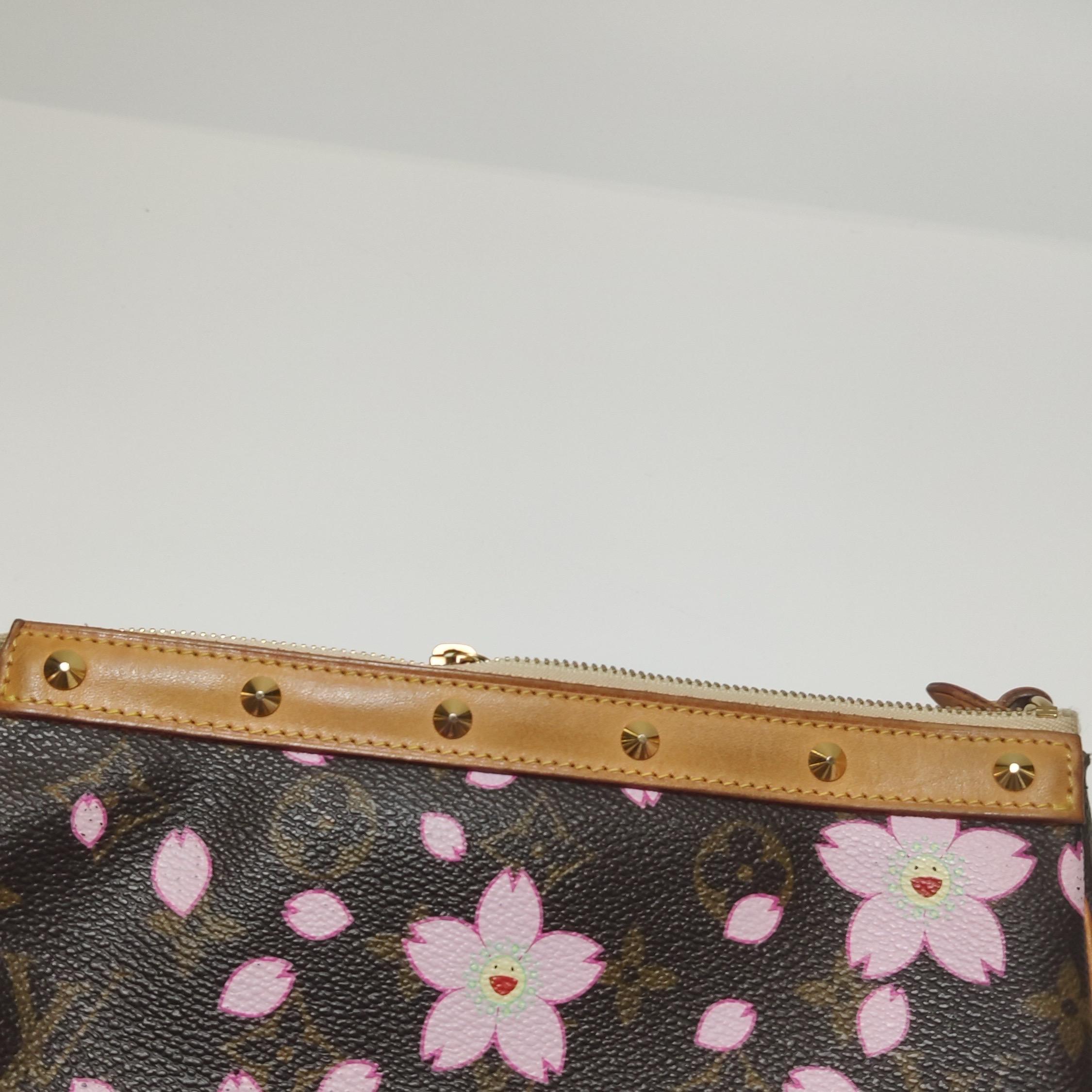 Louis Vuitton x Takashi Murakami Cherry Blossom Pochette Accessori in vendita 9