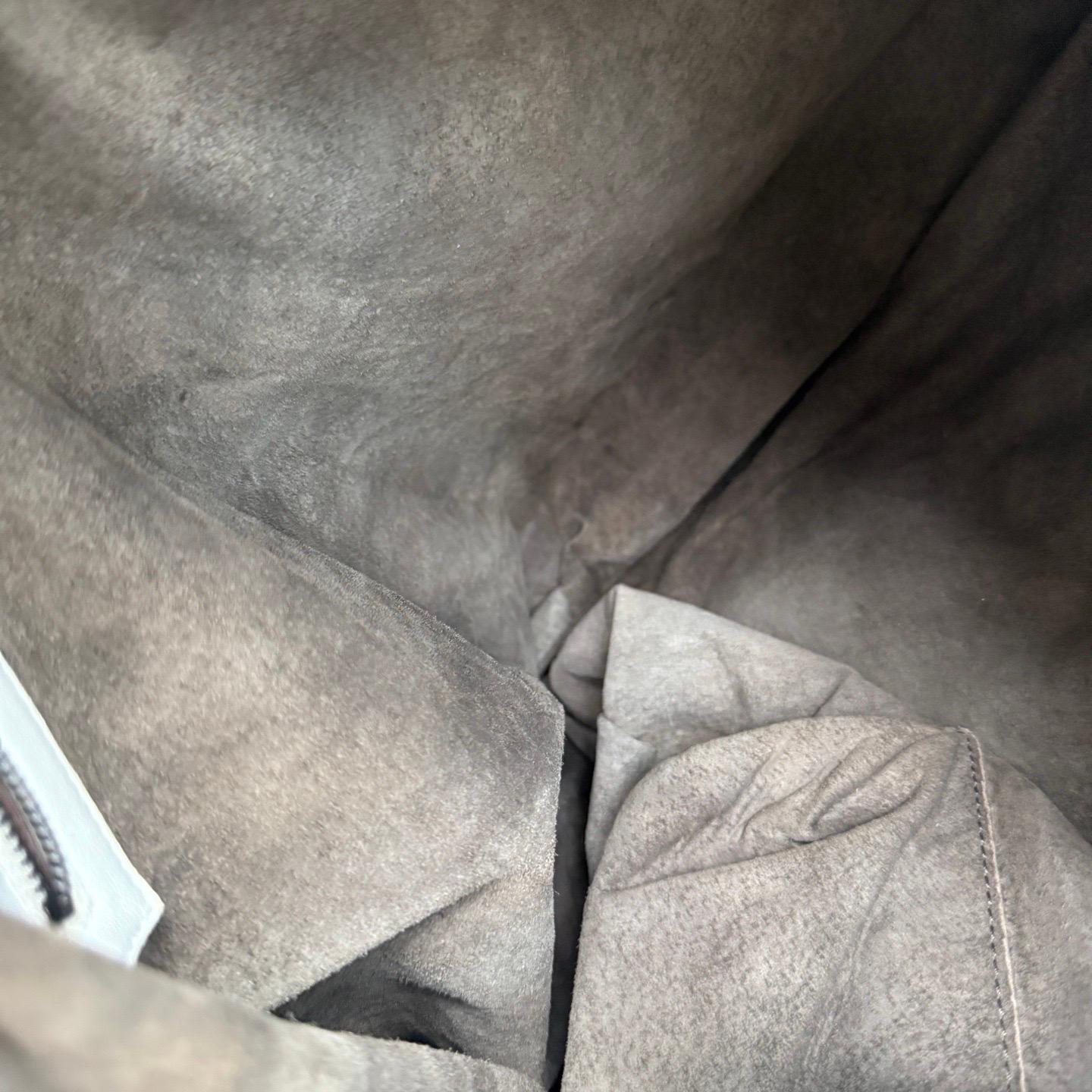 Bottega Veneta Belly Hobo Pelle Bianca Intrecciato Grande 47cm in vendita 13
