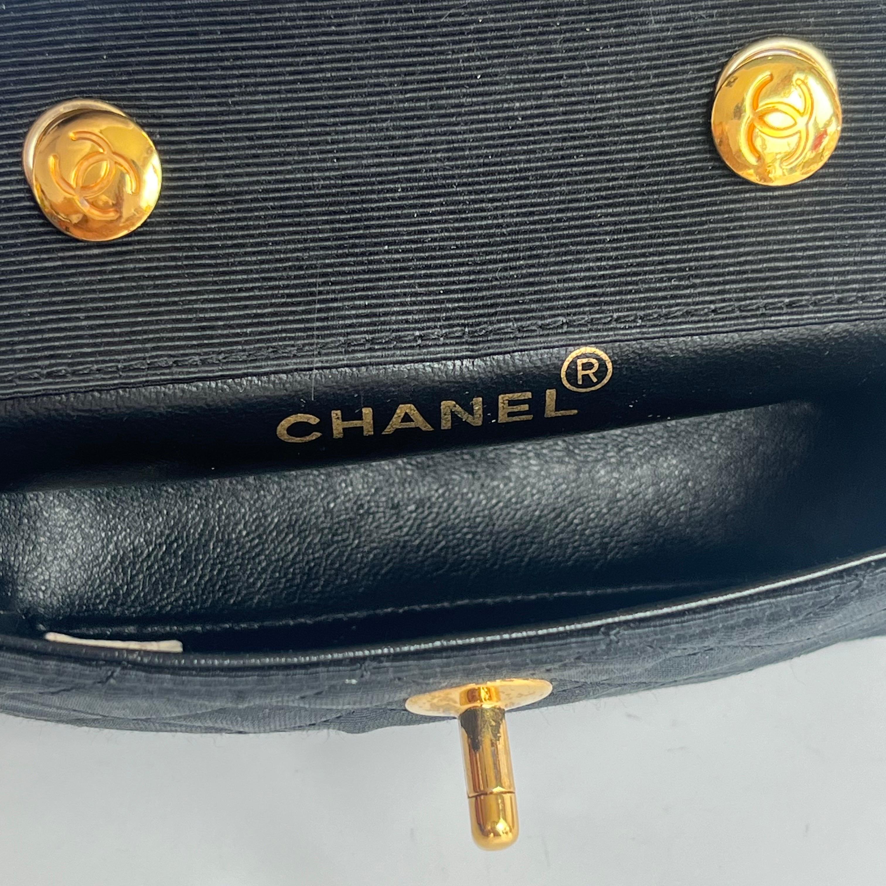 Chanel Vintage Fabric Extra Mini Flap Bag 24k Gold Button Strap im Angebot 13