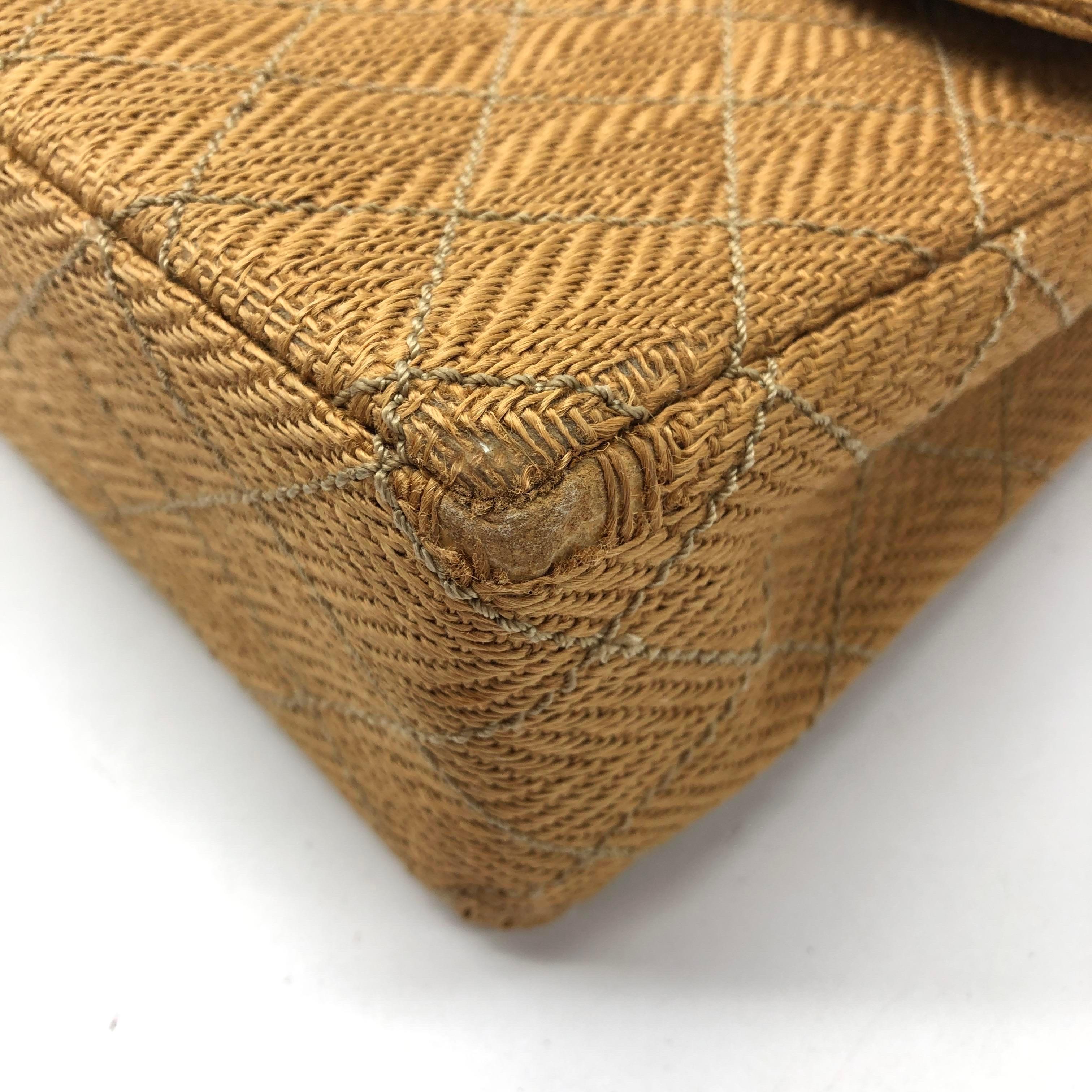 Chanel Vintage Classic Maxi Single Flap Brown Braided Raffia Canvas Diamond Stit en vente 3