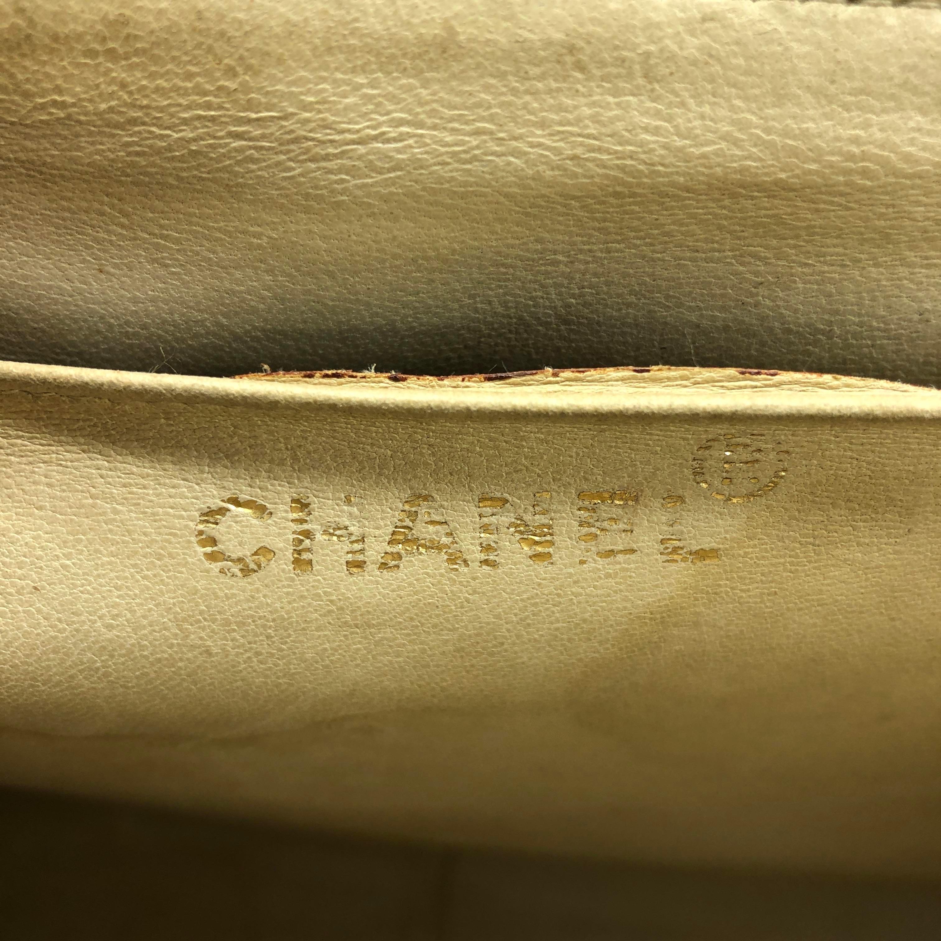 Chanel Vintage Classic Maxi Single Flap Brown Braided Raffia Canvas Diamond Stit en vente 6