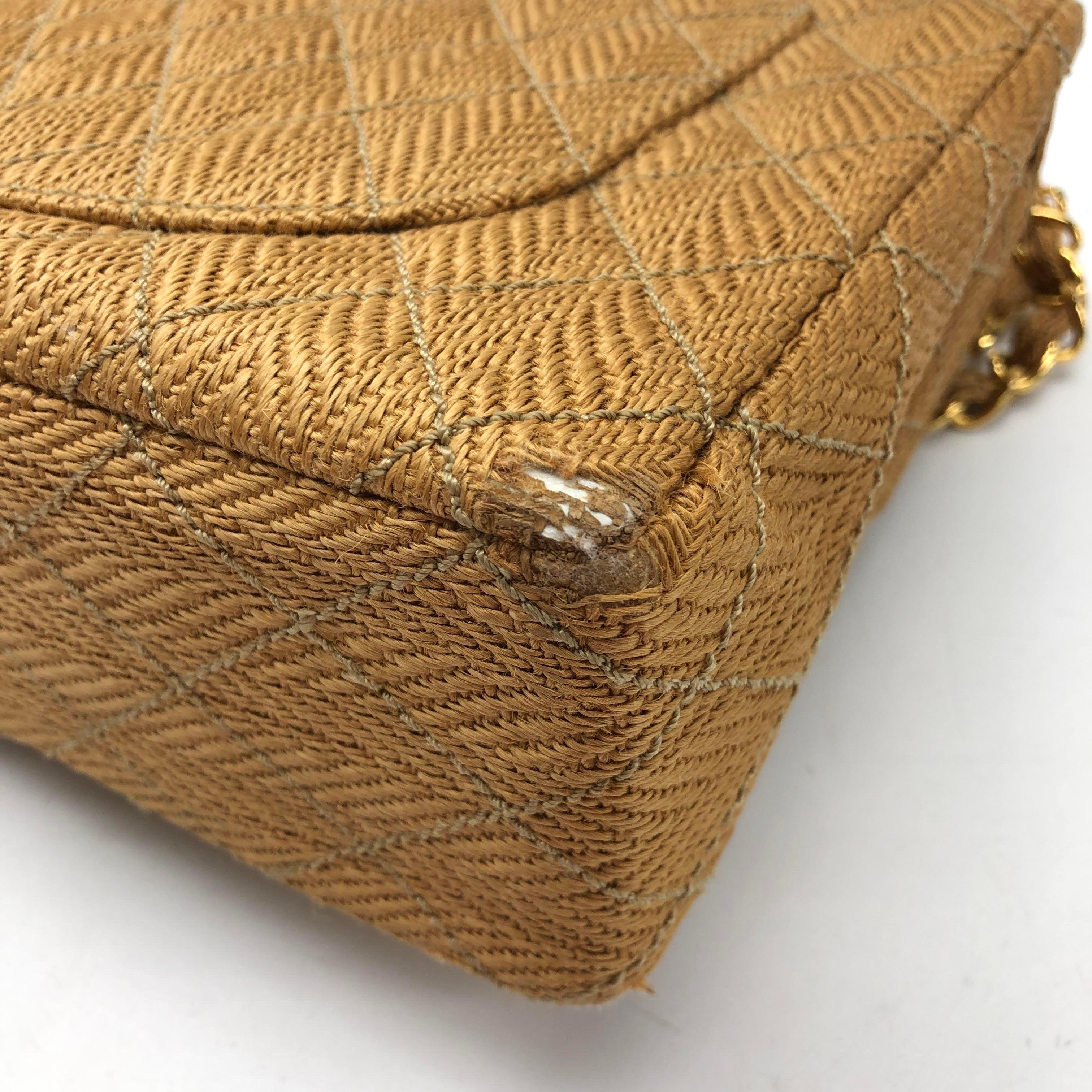 Chanel Vintage Classic Maxi Single Flap Brown Braided Raffia Canvas Diamond Stit en vente 8