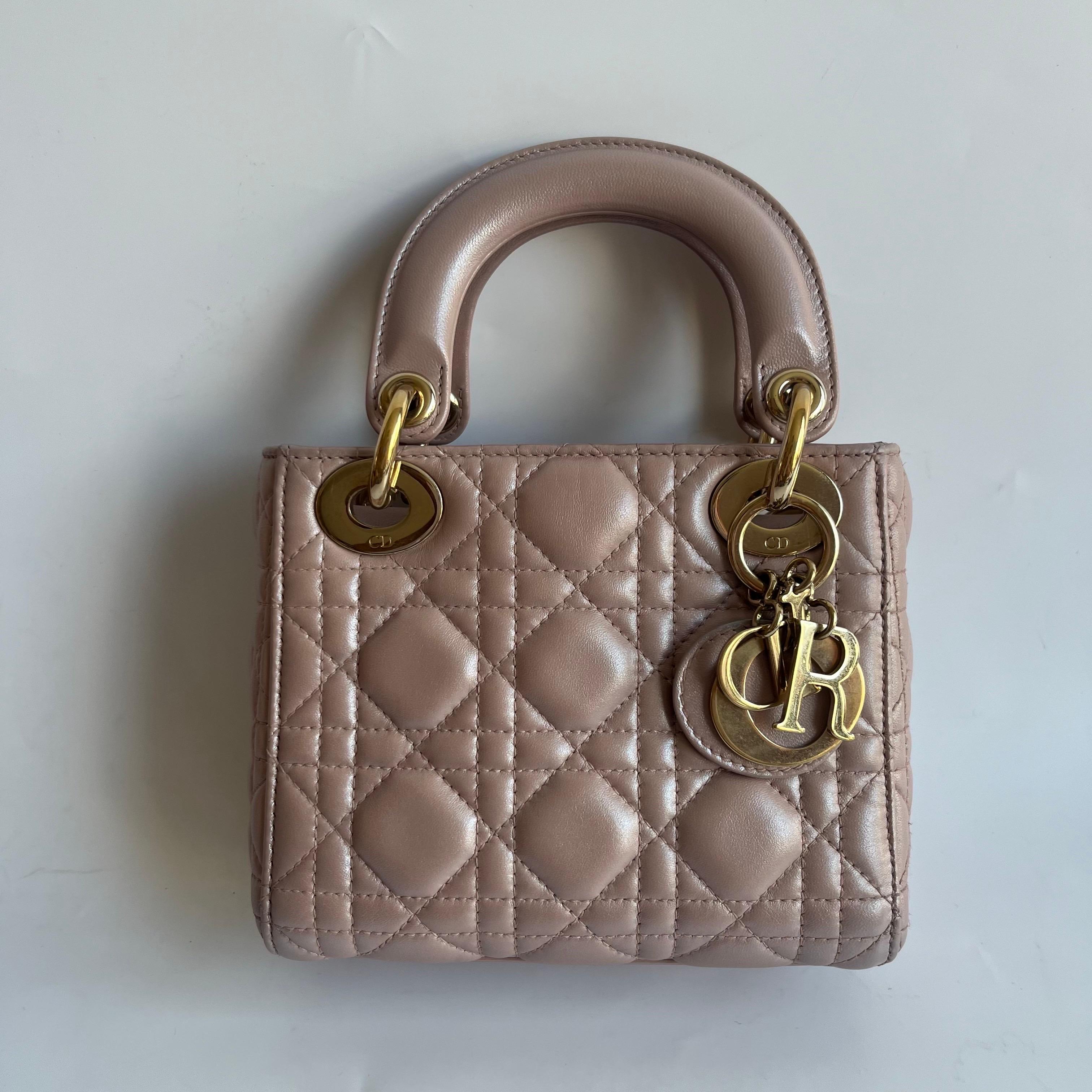 Marron Lady Dior Mini Cuir d'agneau rose nacré Bracelet en chaîne or HW en vente