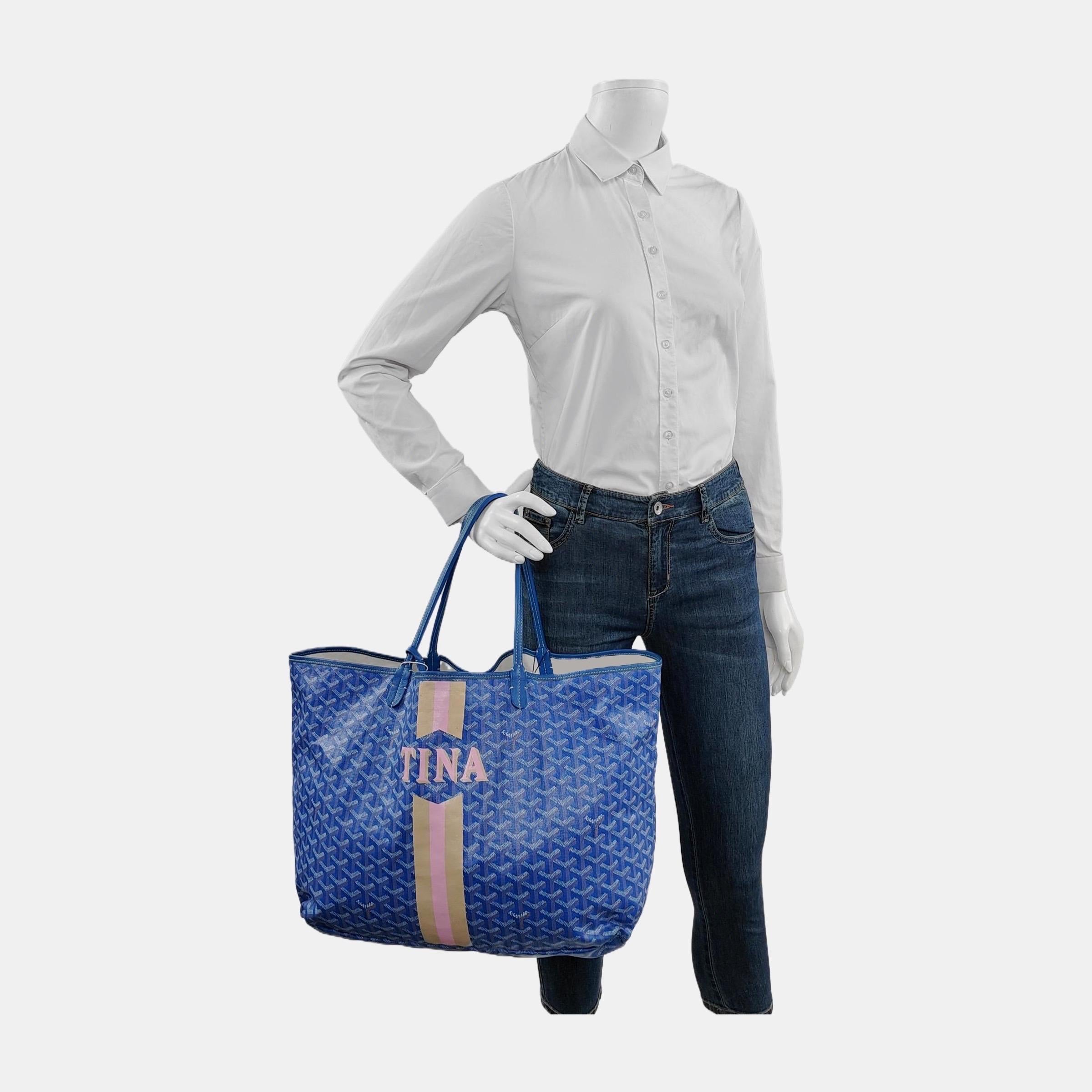 Goyard Saint Louis GM Fourre-tout Grand Bleu
 Il s'agit de photos professionnelles du sac.
 Le fourre-tout Goyard Saint Louis GM est le sac idéal pour ceux qui veulent faire une déclaration audacieuse. La couleur bleu vif et électrique se démarque