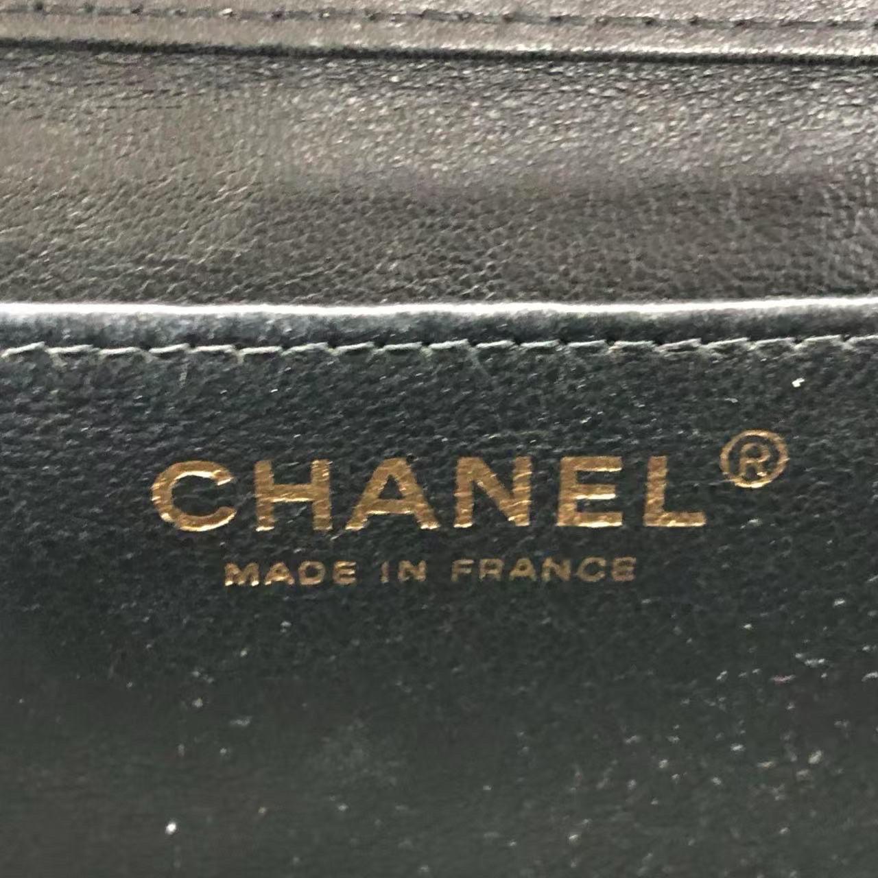 Chanel Classic Flap Medium East West Schwarzes Kalbsleder 2011-2012 im Angebot 7