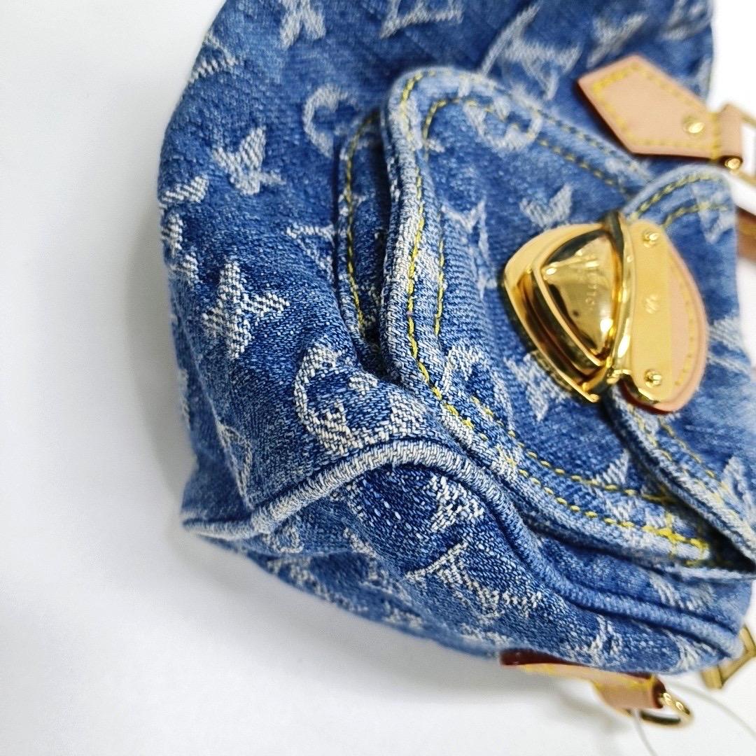 Louis Vuitton Neo Speedy Super Mini Borsa a tracolla in Denim Blu in vendita 7
