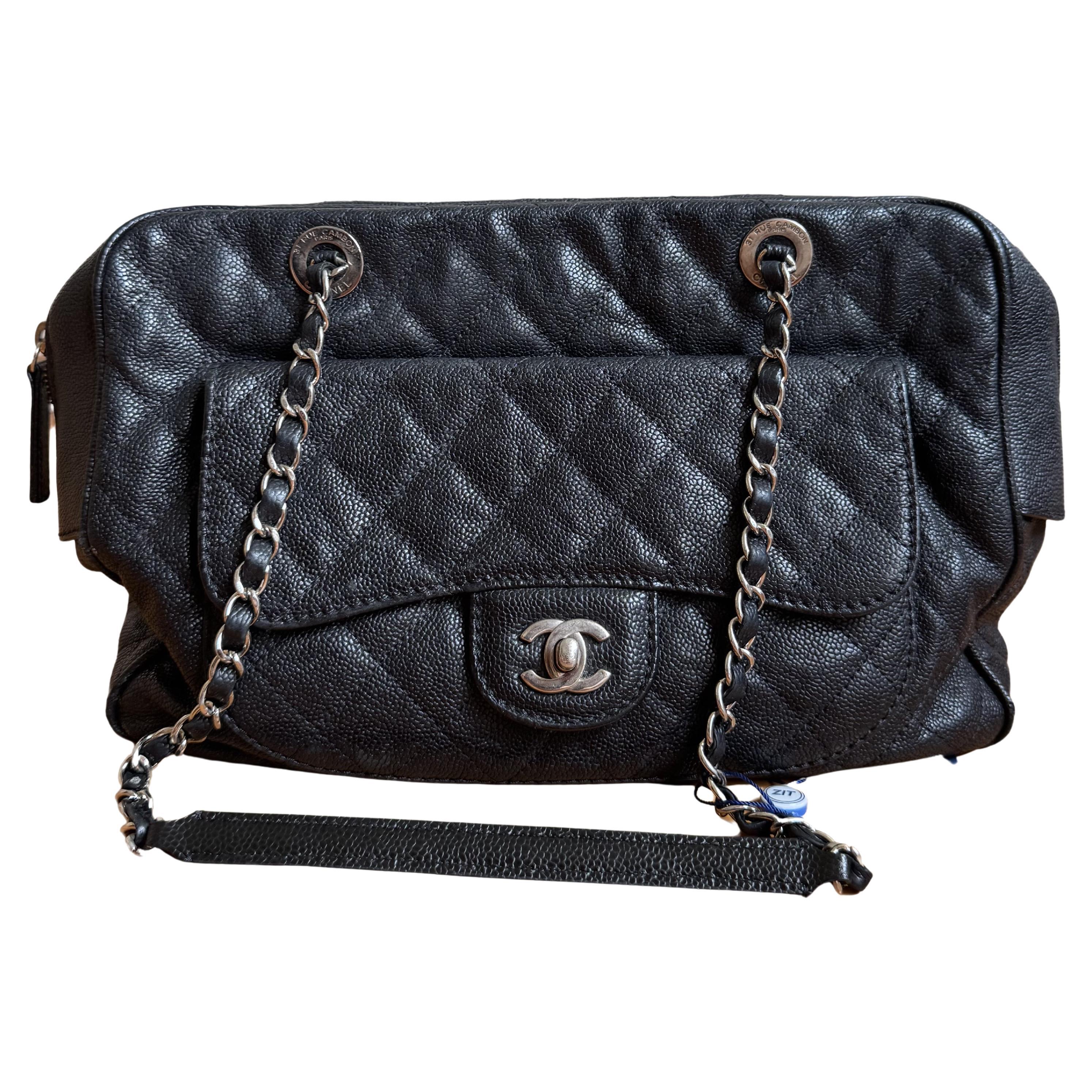 Chanel Paradoxal Camera Bag Cuir noir caviar Double chaîne Silver Hardware en vente