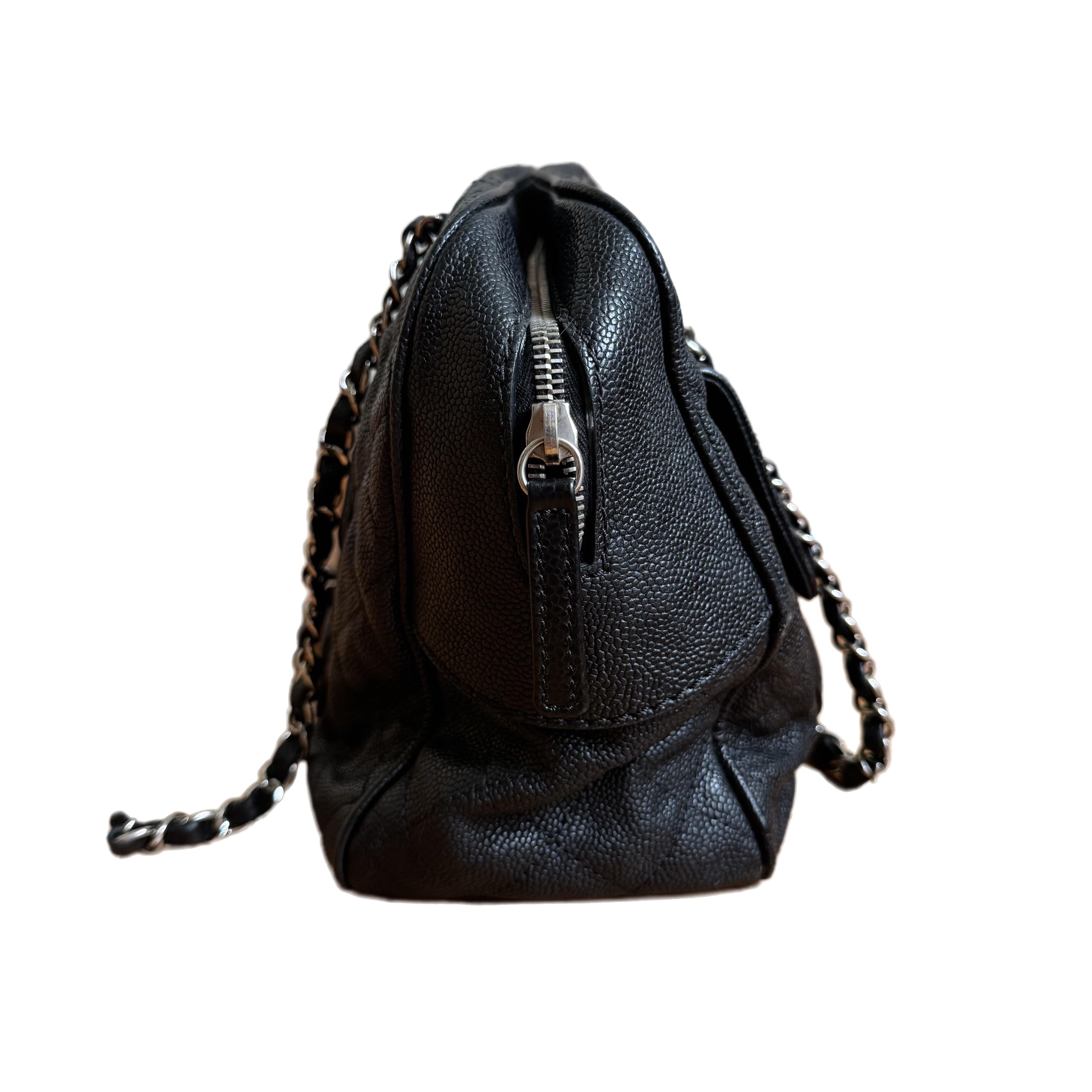 Chanel Paradoxal Camera Bag Cuir noir caviar Double chaîne Silver Hardware Bon état - En vente à AUBERVILLIERS, FR