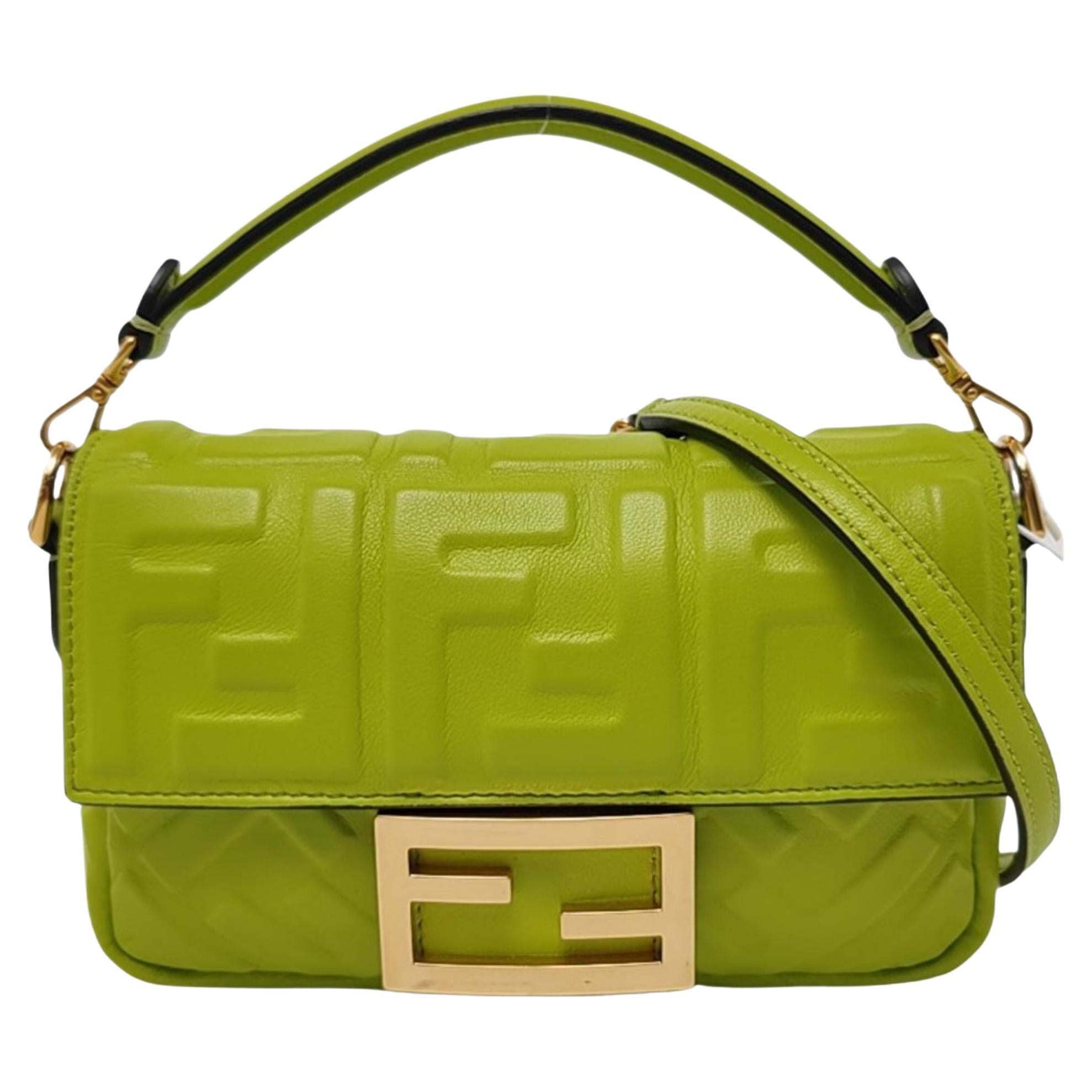 Fendi Baguette Mini Grüne Nappa Leder-Umhängetasche