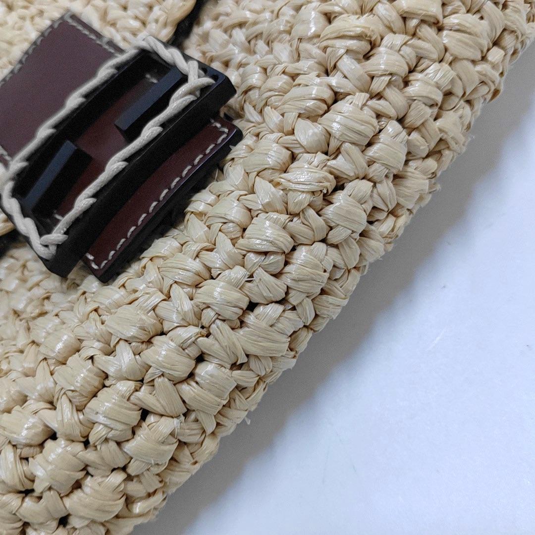 Fendi Baguette Medium Beige Raffia Brown Leather Crossbody Bag en vente 9