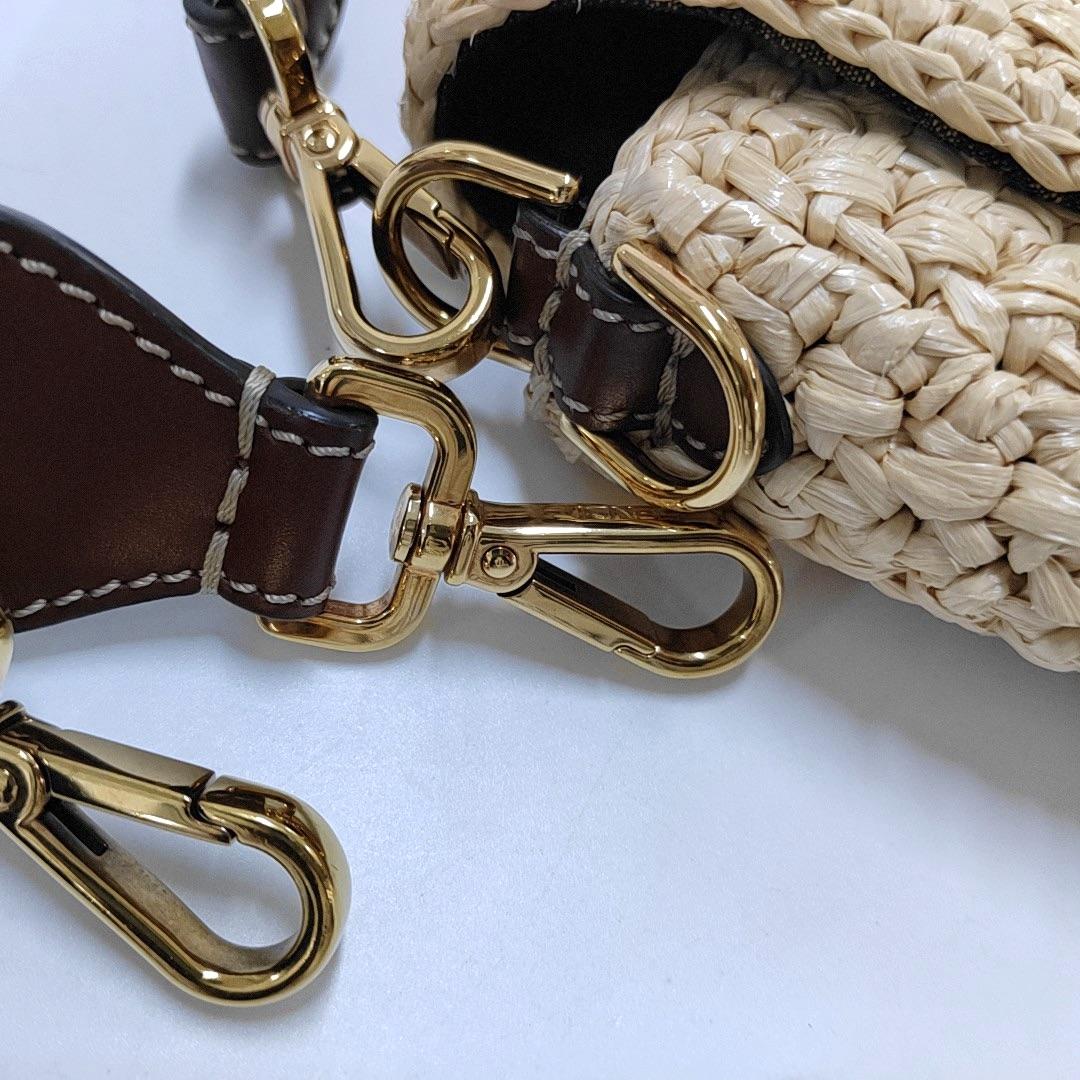 Fendi Baguette Medium Beige Raffia Brown Leather Crossbody Bag en vente 11