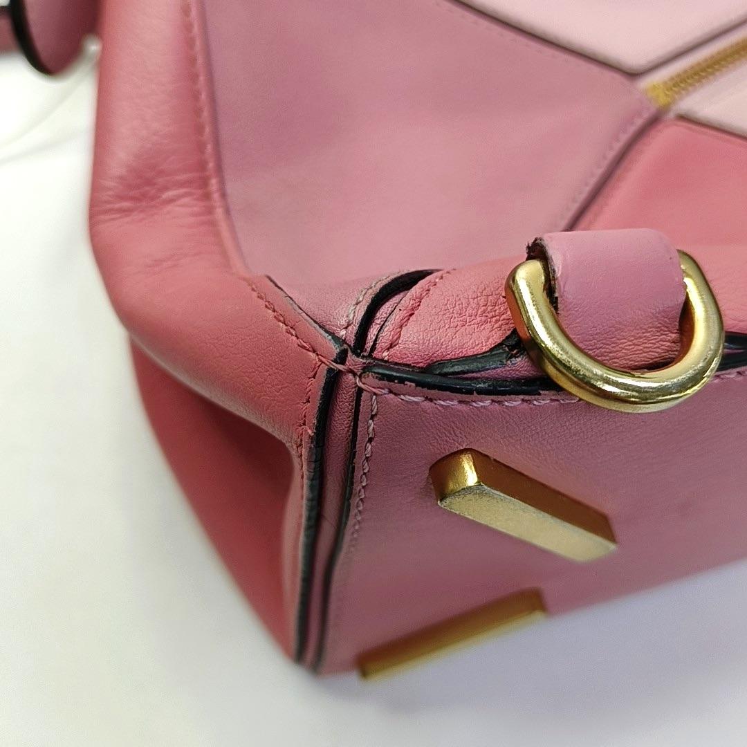 Loewe Puzzle Small Tricolor Pink Crossbody Tasche im Angebot 6