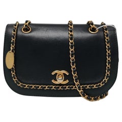 Chanel Lovely Ketten-Klappentasche aus schwarzem Kalbsleder mit goldener Hardware 2018-19