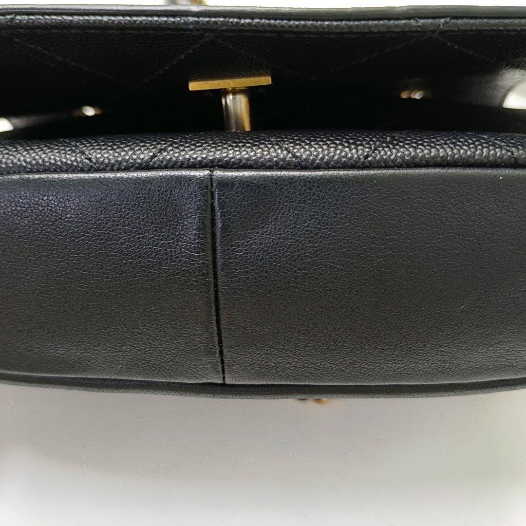Chanel Lovely Ketten-Klappentasche aus schwarzem Kalbsleder mit goldener Hardware 2018-19 im Angebot 8