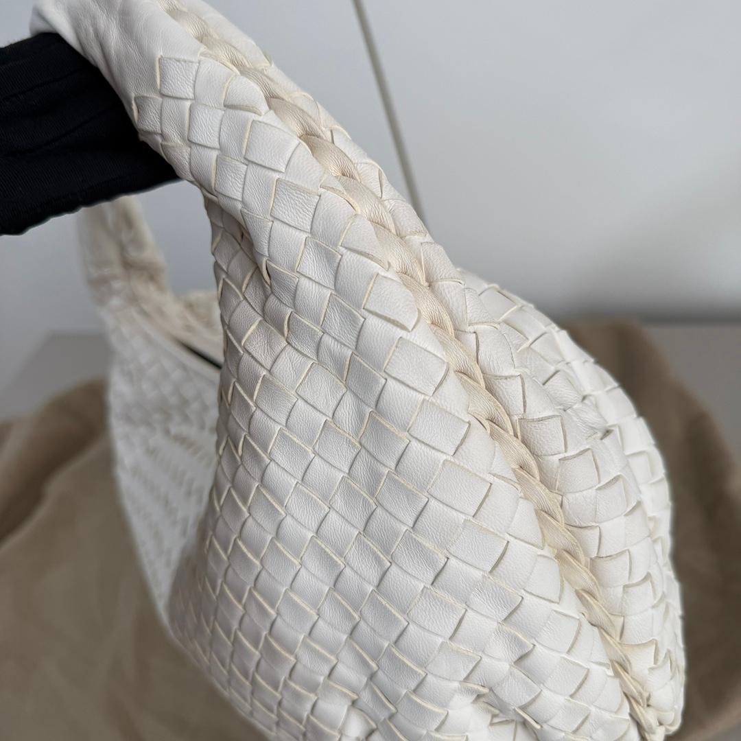Bottega Veneta Belly Hobo Intrecciato in Nappa Bianca Medio 40cm in vendita 8