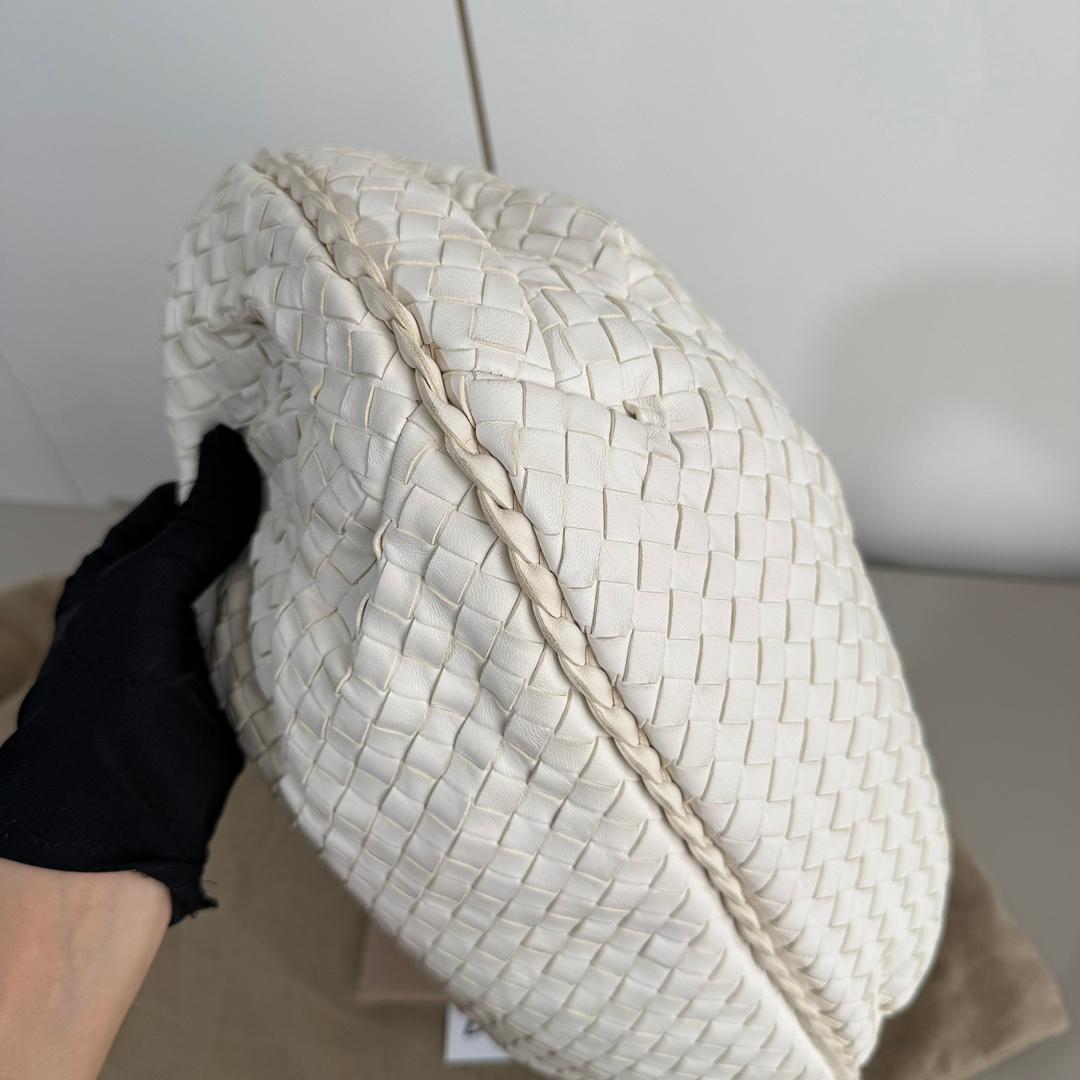 Bottega Veneta Belly Hobo Intrecciato in Nappa Bianca Medio 40cm in vendita 11