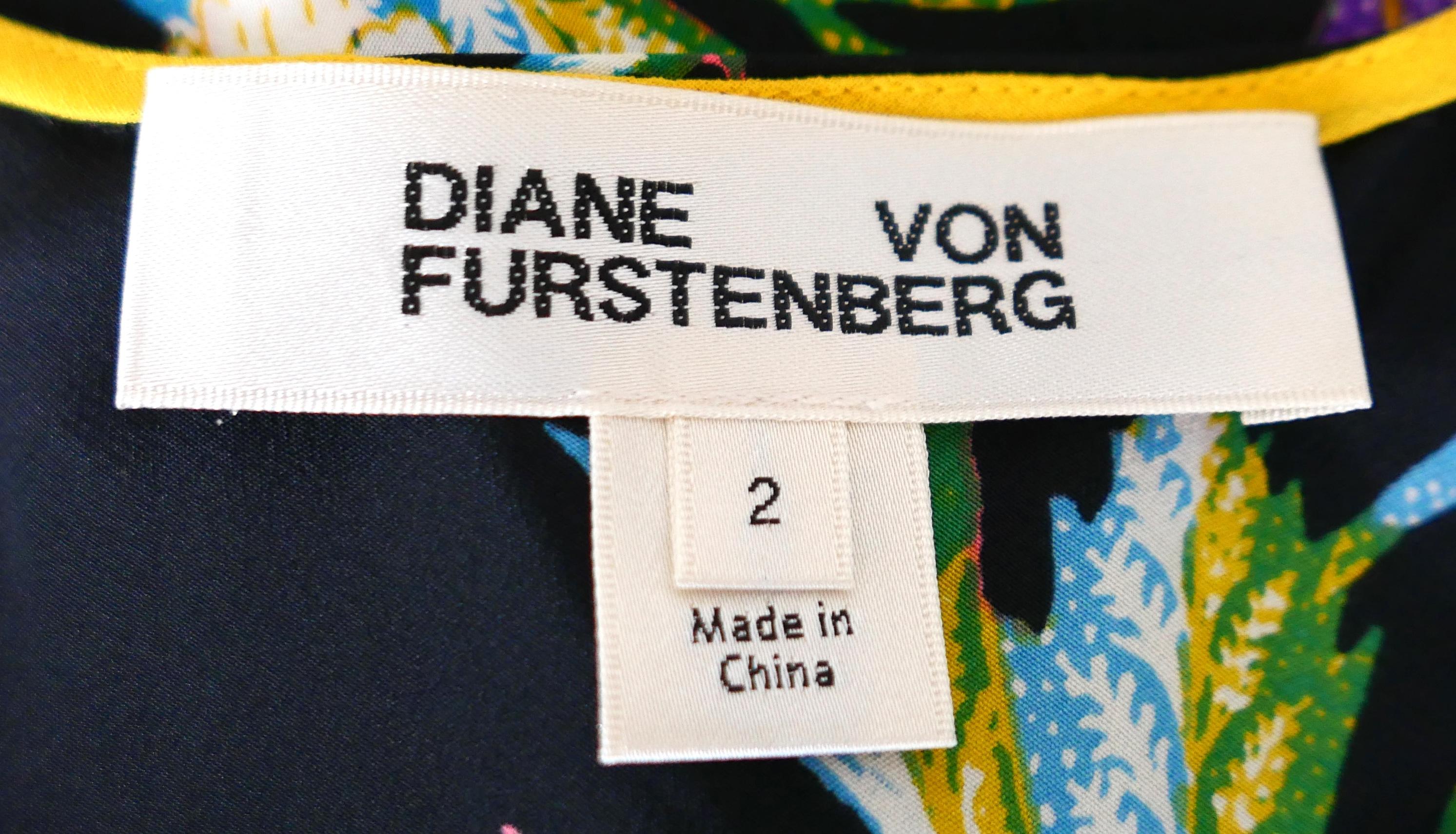 Diane von Furstenberg - Robe en crêpe de Chine de soie à fleurs en vente 1