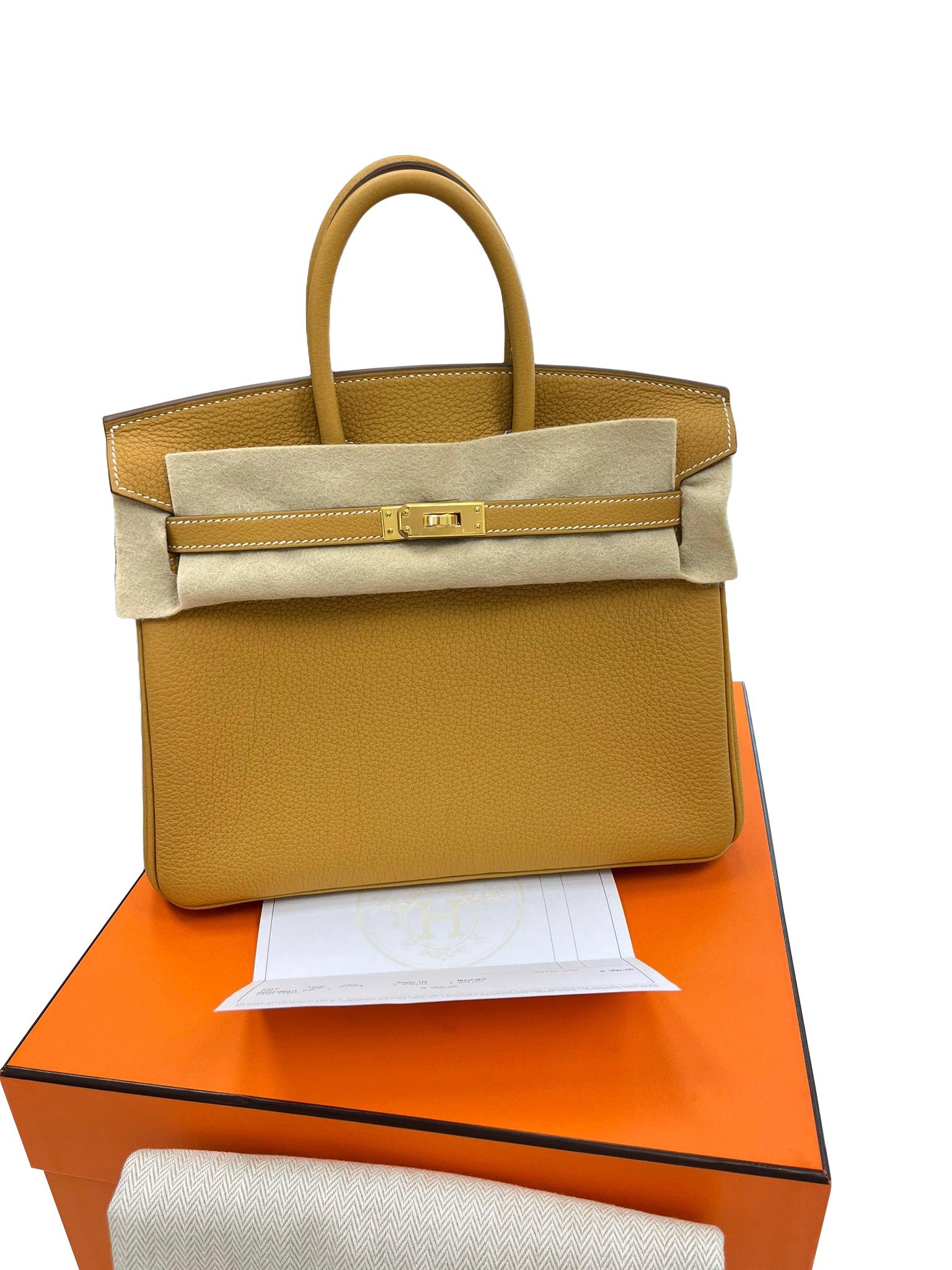 Hermes Birkin 25 Nature Sable Maurice Stamp W Gold Hardware Handbag Neuf - En vente à Aventura, FL