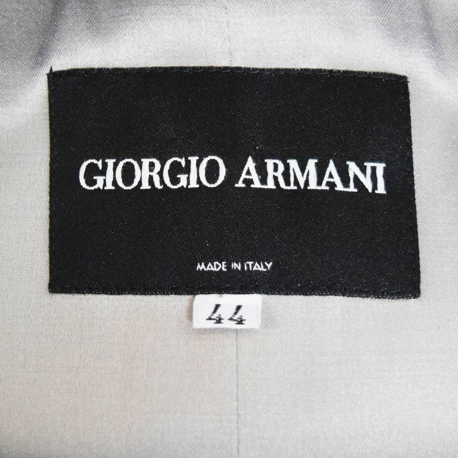 Giorgio Armani Silk One Breasted Button Tuxedo Blazer  In Excellent Condition For Sale In Henrico, VA