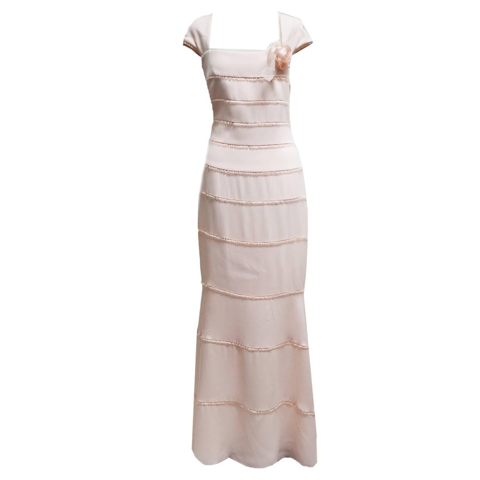 Escada Couture Blush Pink Gown with Detachable Silk Flower brooch Detail For Sale