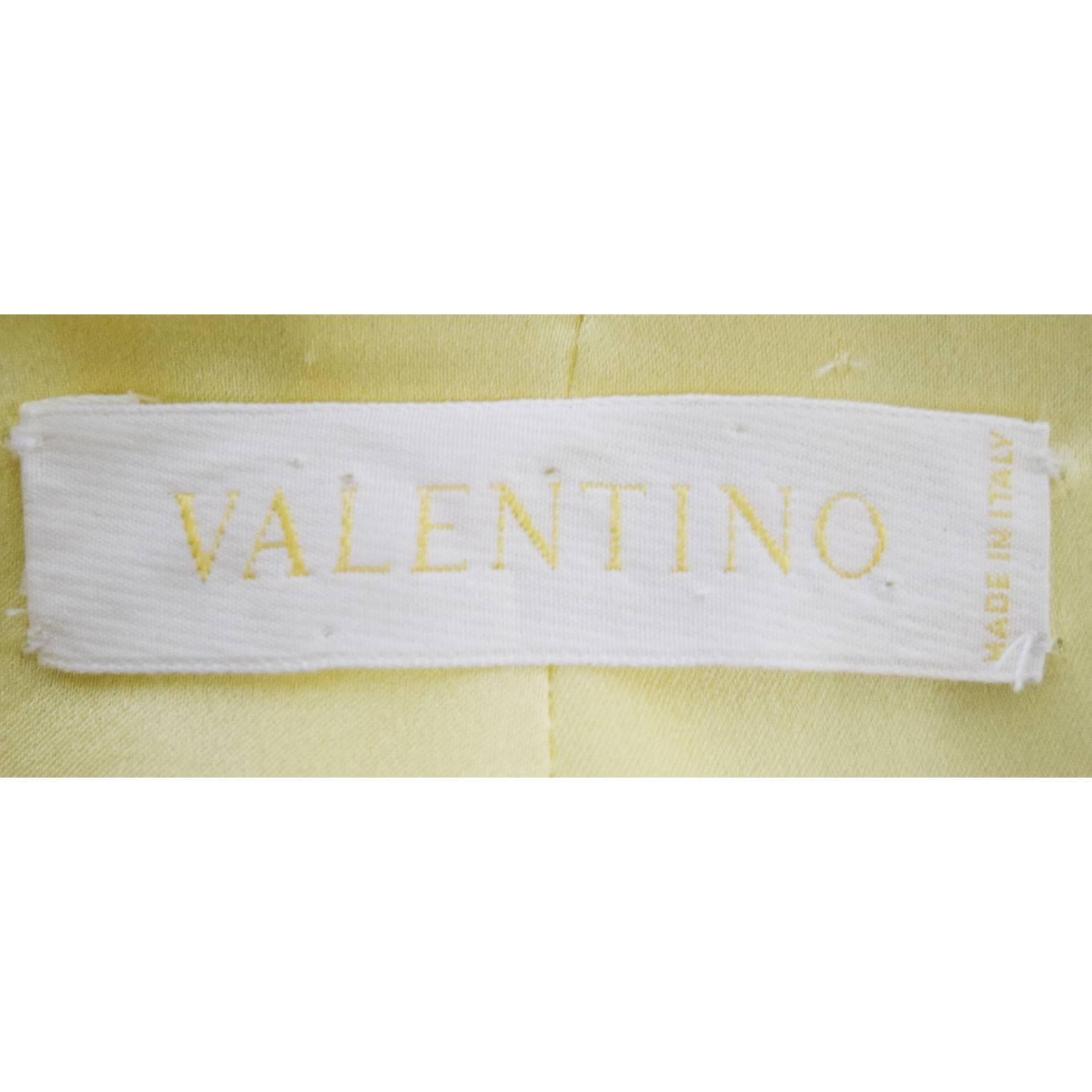 Valentino Sweetheart Yellow Silk Sheath Cocktail Dress In Excellent Condition In Henrico, VA