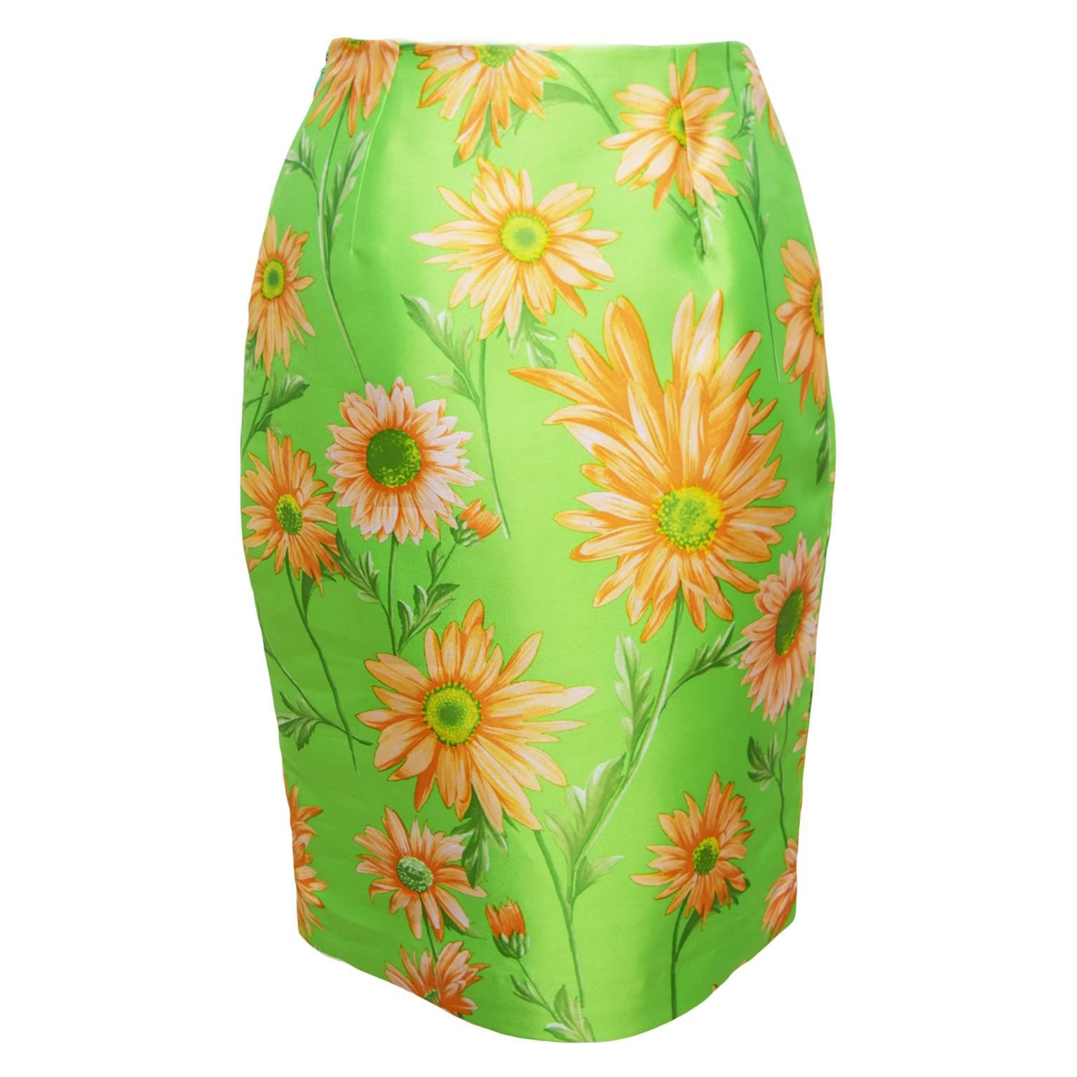 Dolce and Gabbana Silk Floral Print Mini Pencil Skirt For Sale