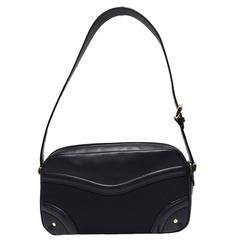 Gucci  Black Leather Shoulder Bag with Embossed Logo