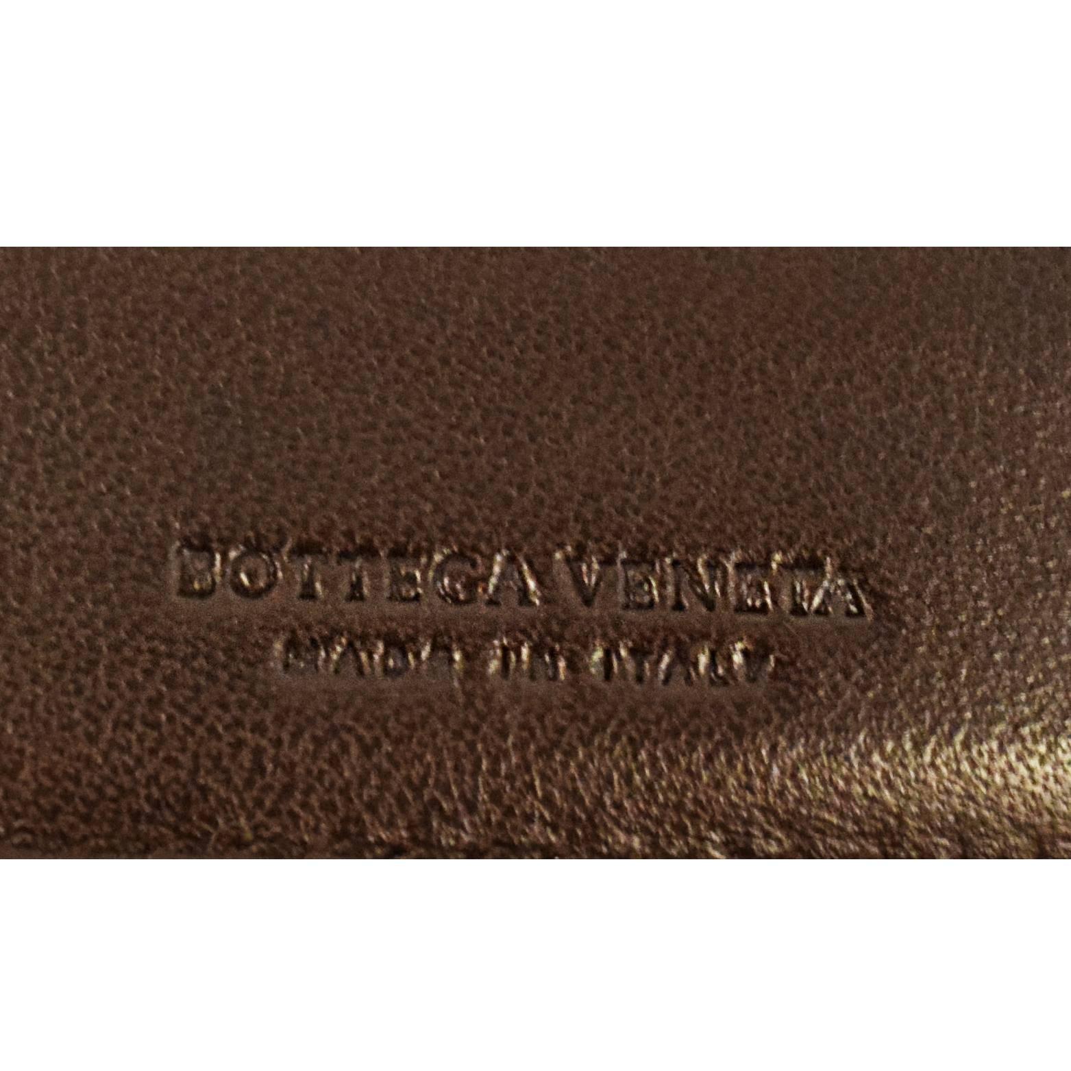 Bottega Veneta Brown Croc Skin Bi Fold Wallet  For Sale 1