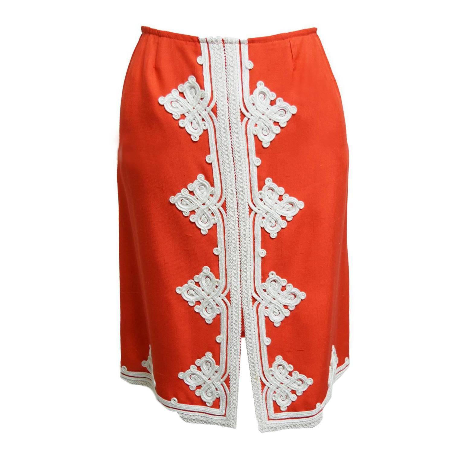 Oscar de la Renta Linen Embroidered Skirt For Sale