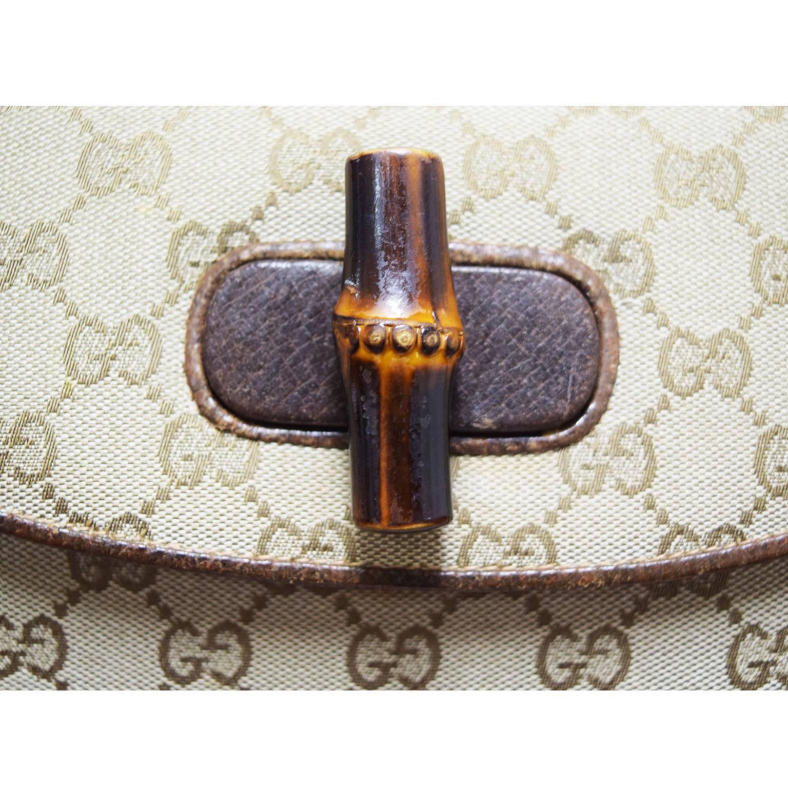 Women's Gucci Original Vintage Bamboo Classic Handbag For Sale