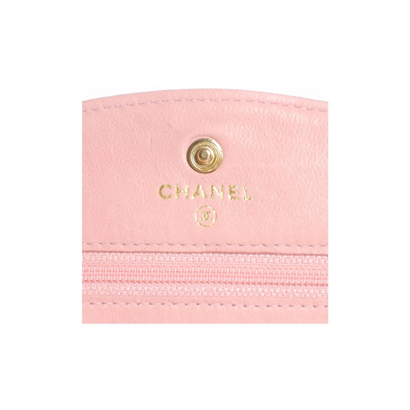 Chanel Rose Pink Caviar Leather WOC   For Sale 3