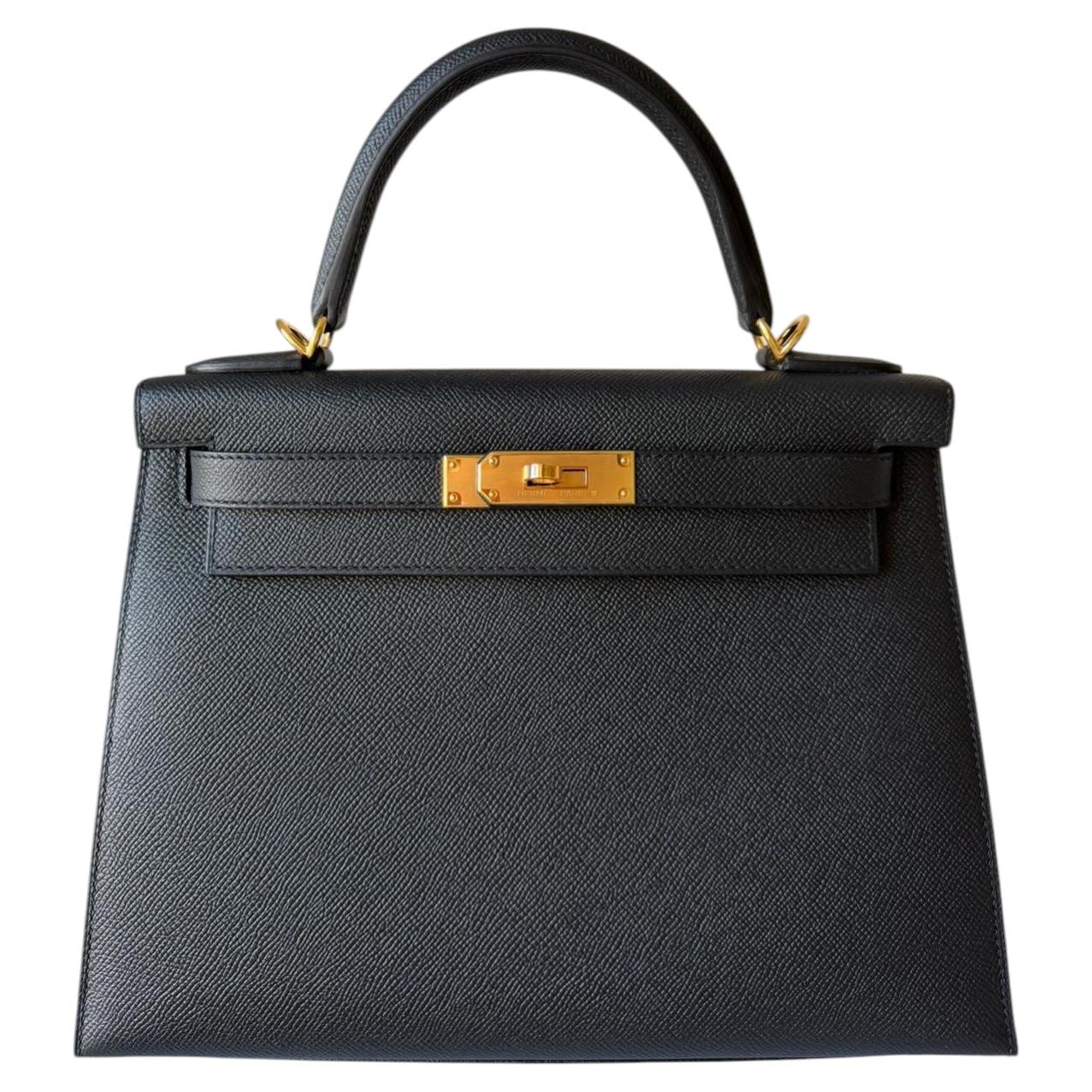 Hermès Kelly Sellier 28 Noir Epsom Gold Hardware