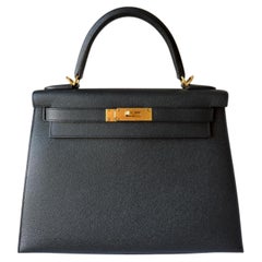 Hermès Kelly Sellier 28 Noir Epsom Gold Hardware