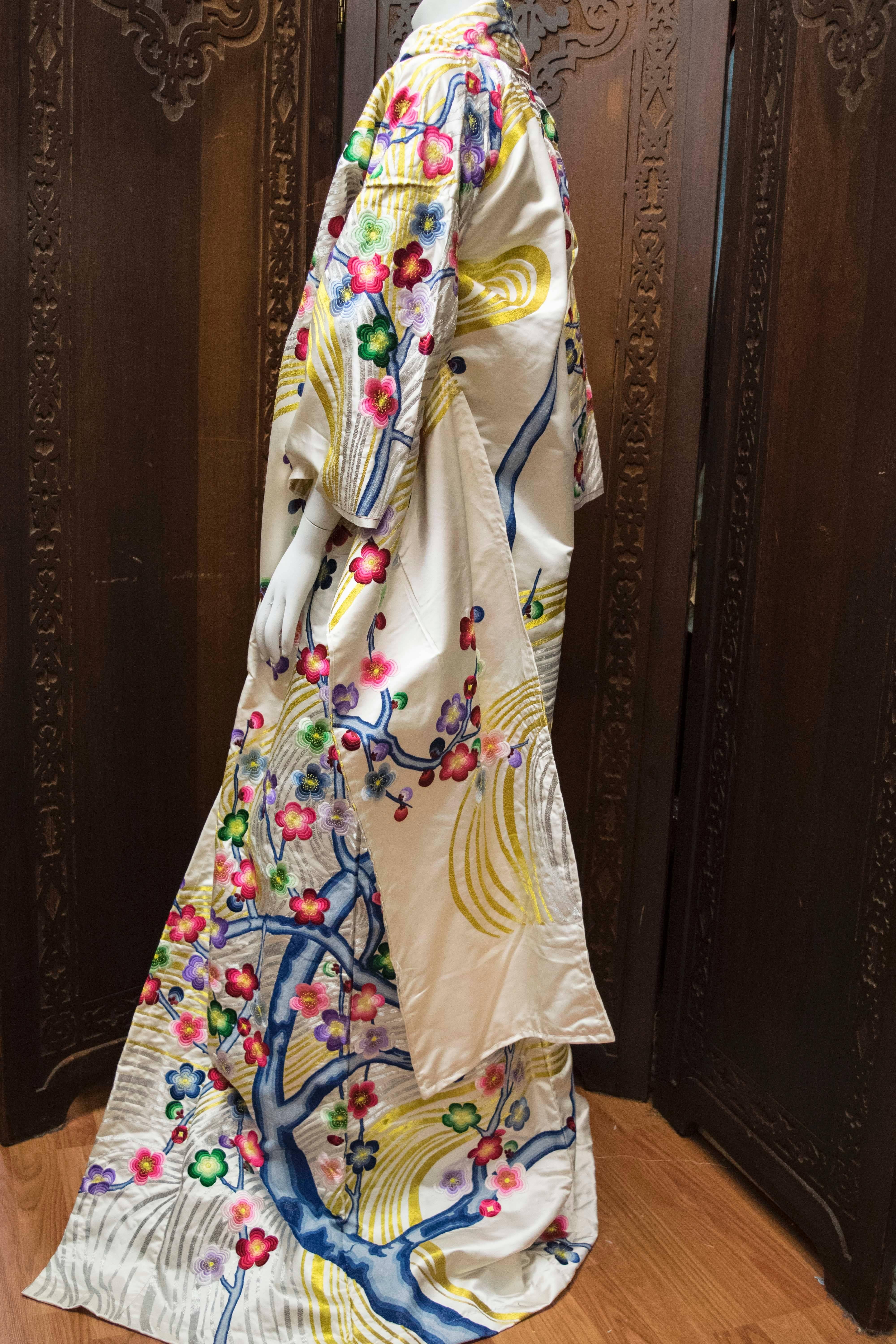 1970s Decorative Kimono 1