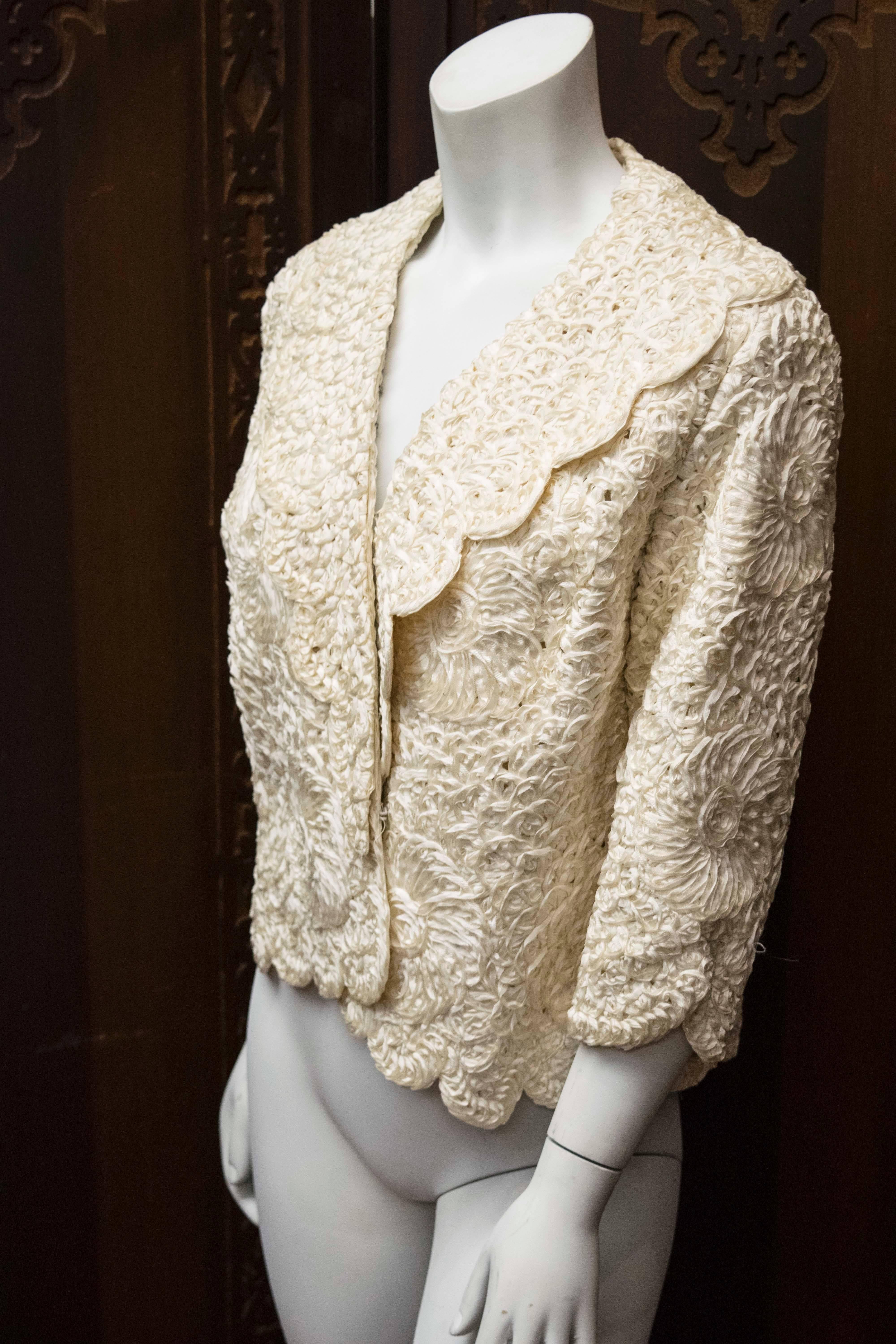 1950s Cream Ribbon Jacket  In Excellent Condition In San Francisco, CA