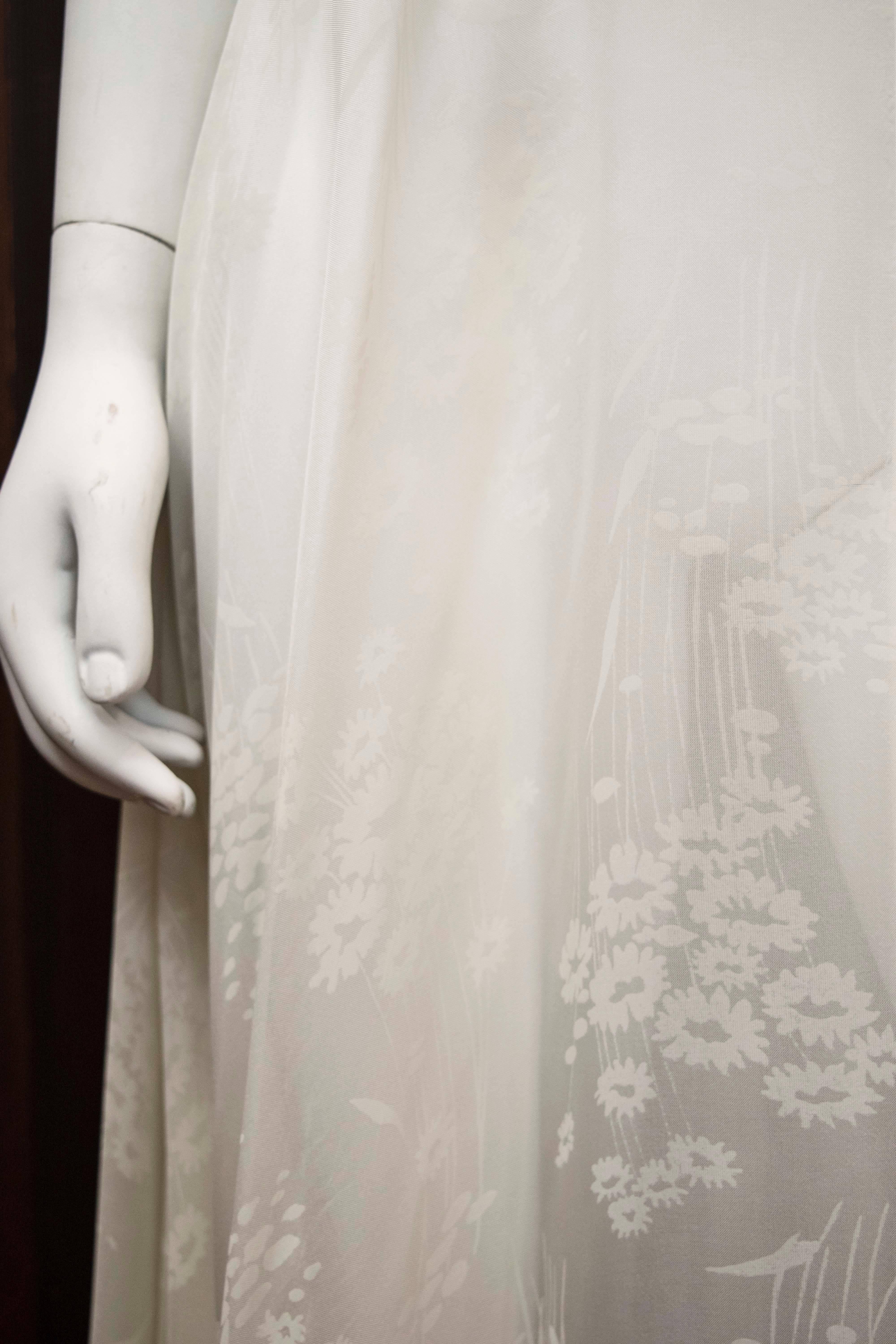 Women's 1930s White Silk Gown 