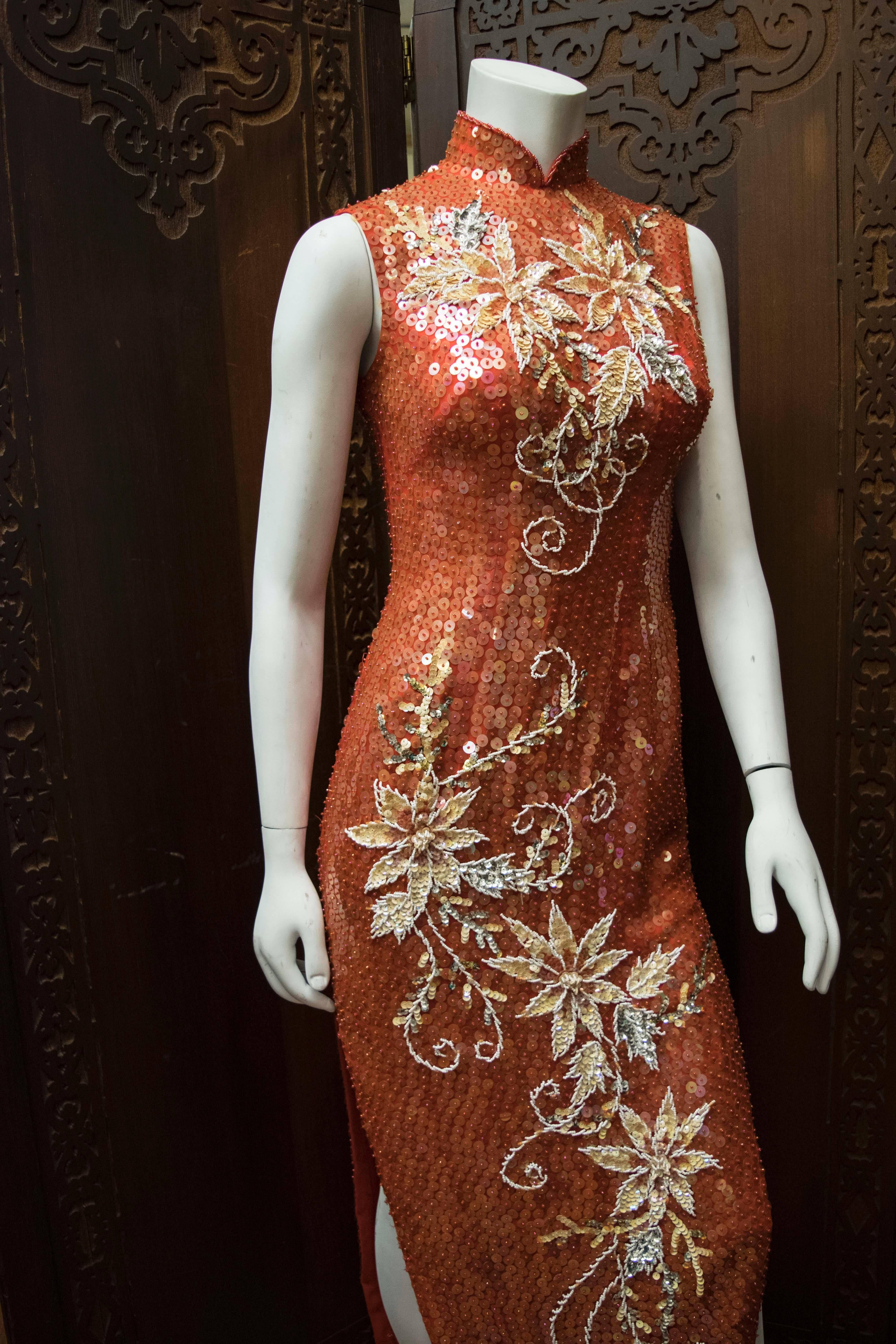 Red Sequinned 1950s Cheongsam In Excellent Condition In San Francisco, CA