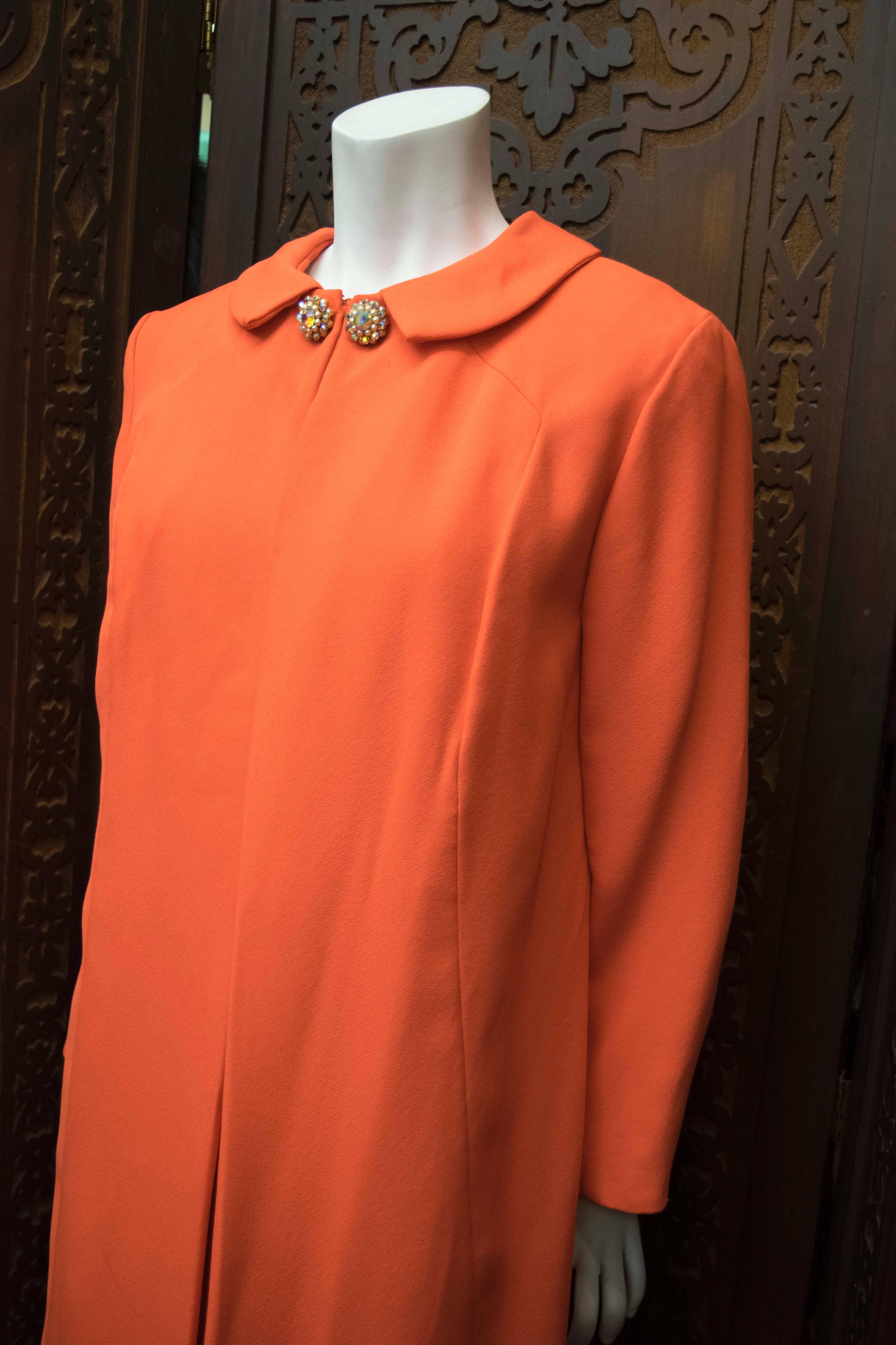 Rouge Emma Domb - Ensemble manteau robe et manteau orange, années 1960  en vente