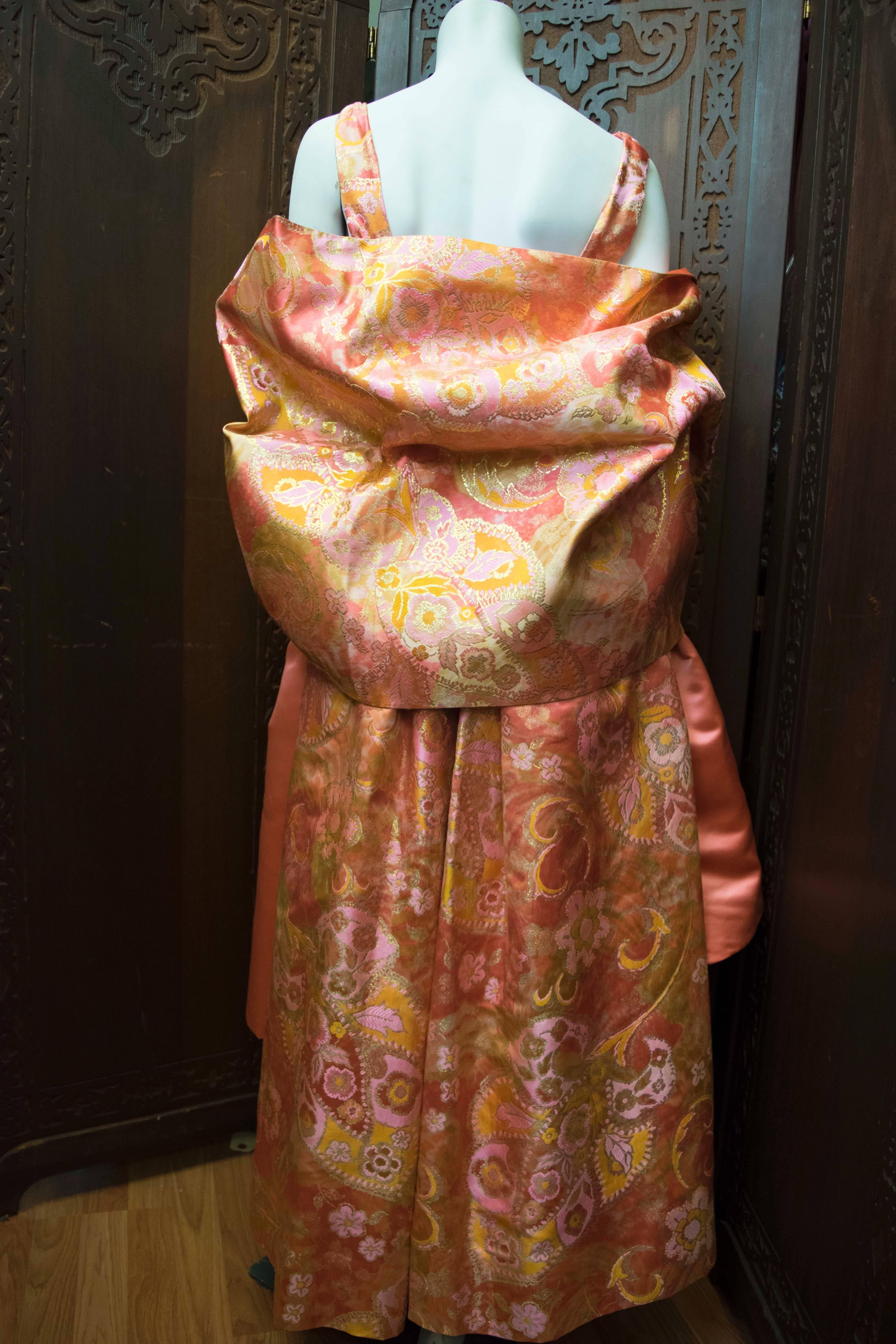 1960s Gown and Shawl  In Excellent Condition For Sale In San Francisco, CA