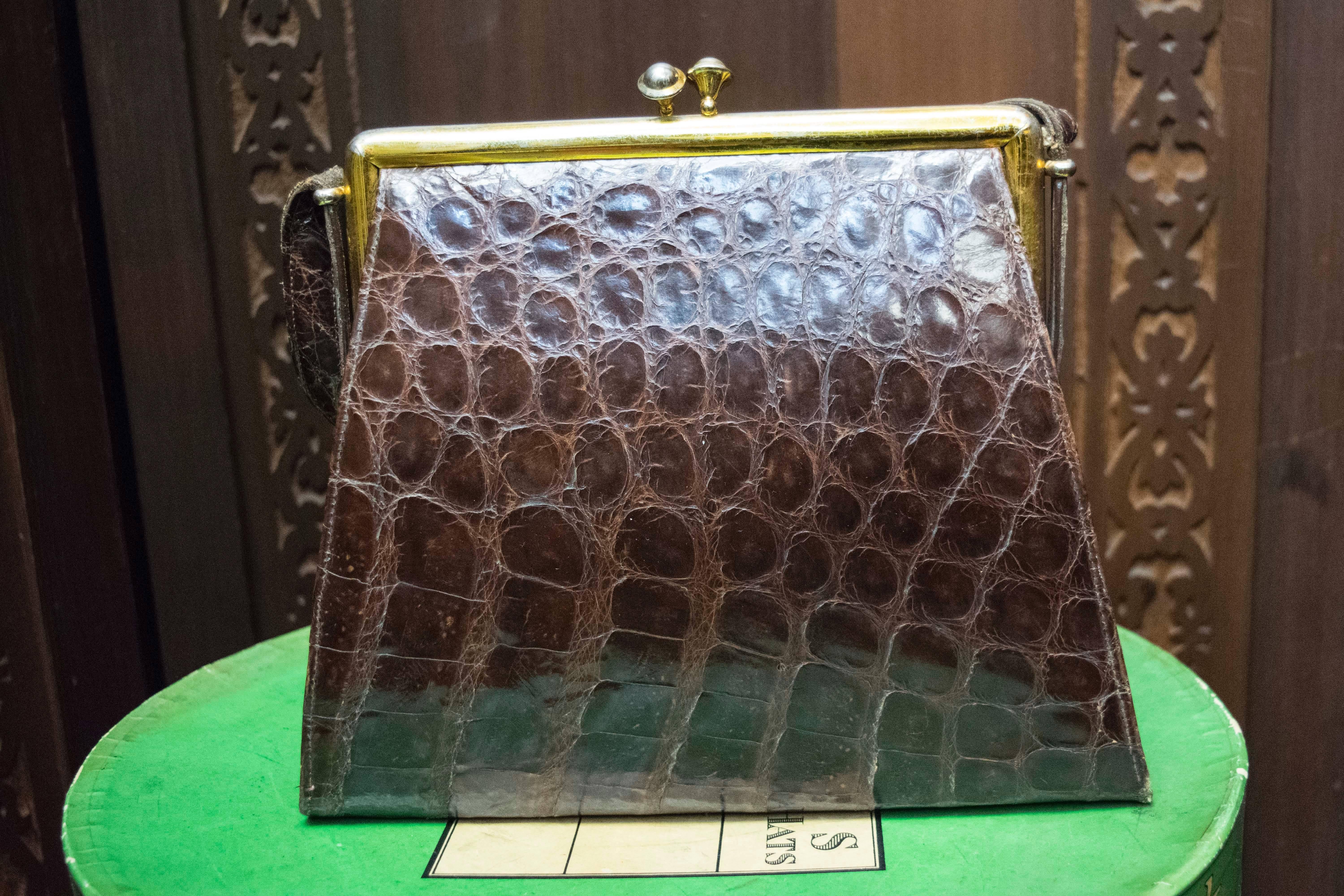 Black 1940s Brown Alligator Handbag 